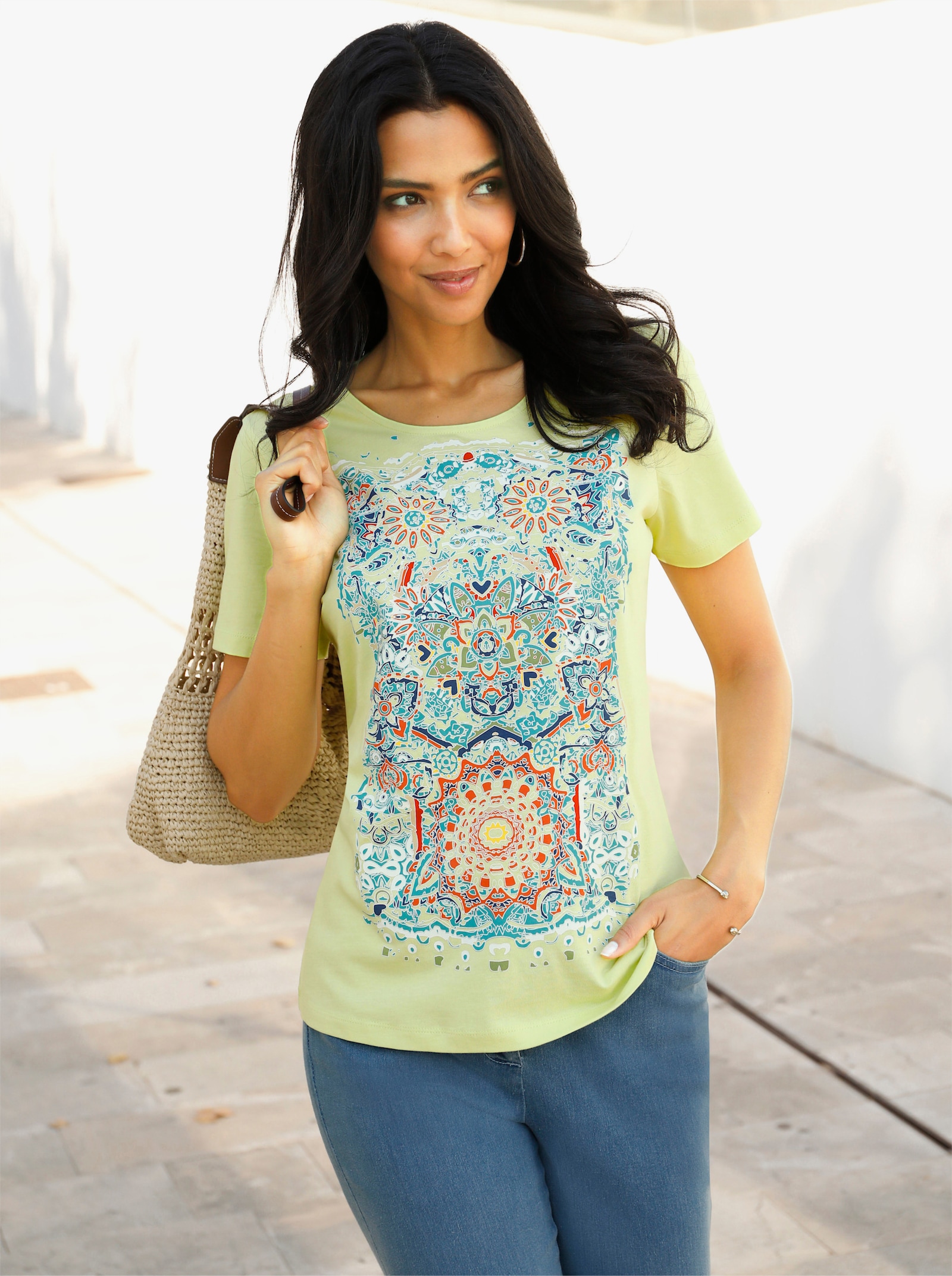 Shirt met korte mouwen en print in mandalastijl - pistache/jeansblauw bedrukt