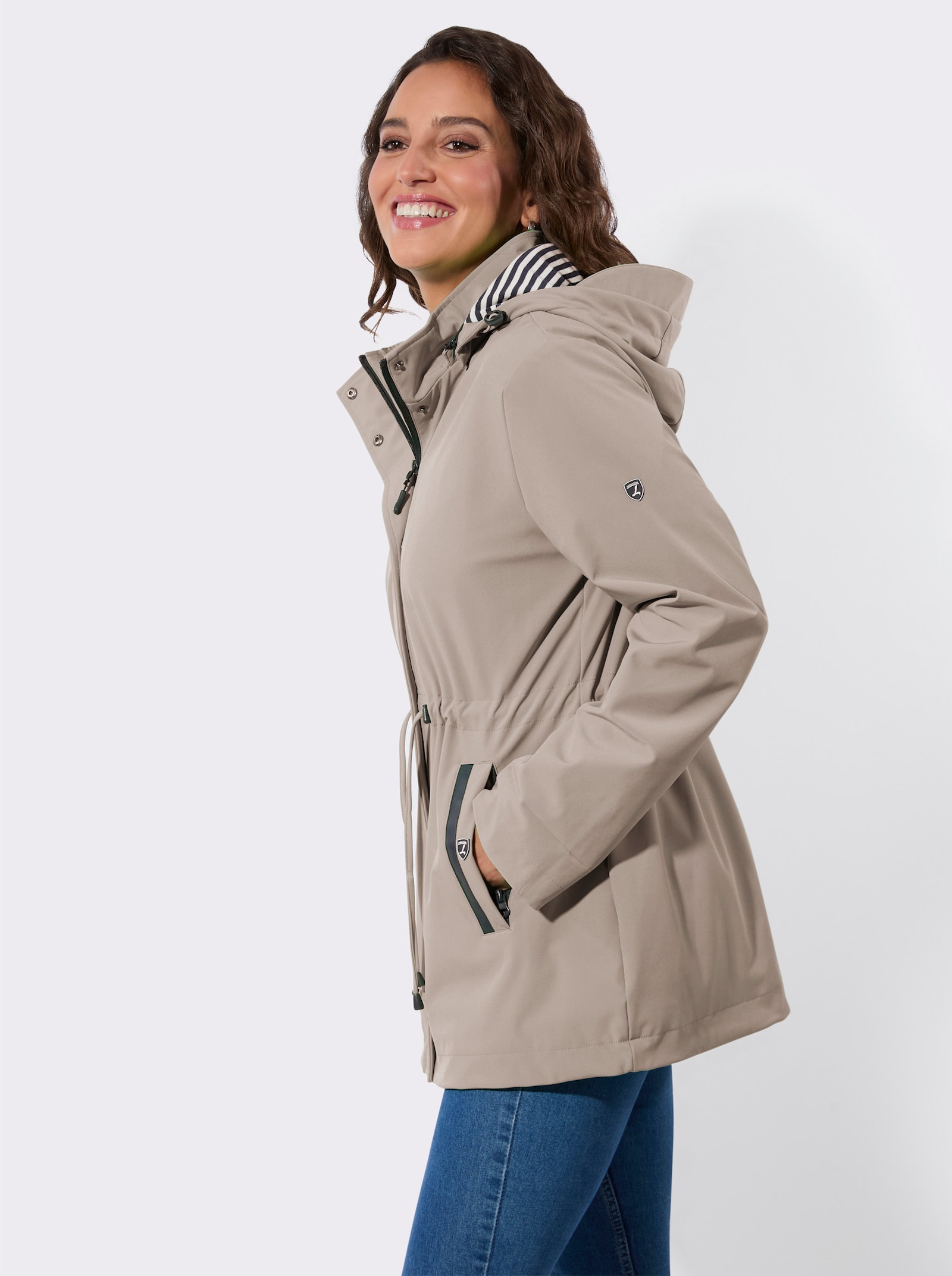 Softshelljacke mit abnehmbarer Kapuze - sesam