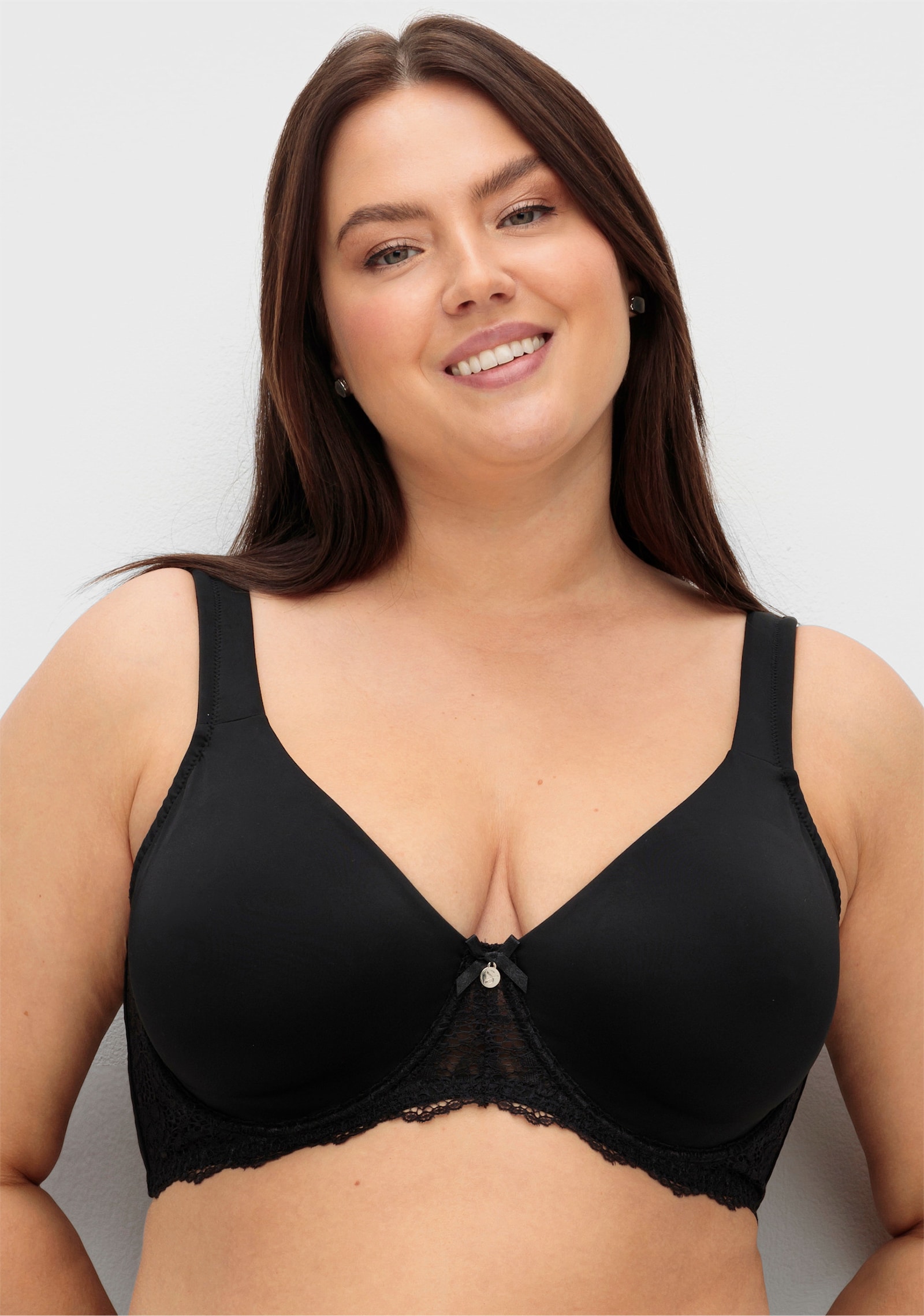 sheego Bügel-BH mit nahtlosen Cups - schwarz