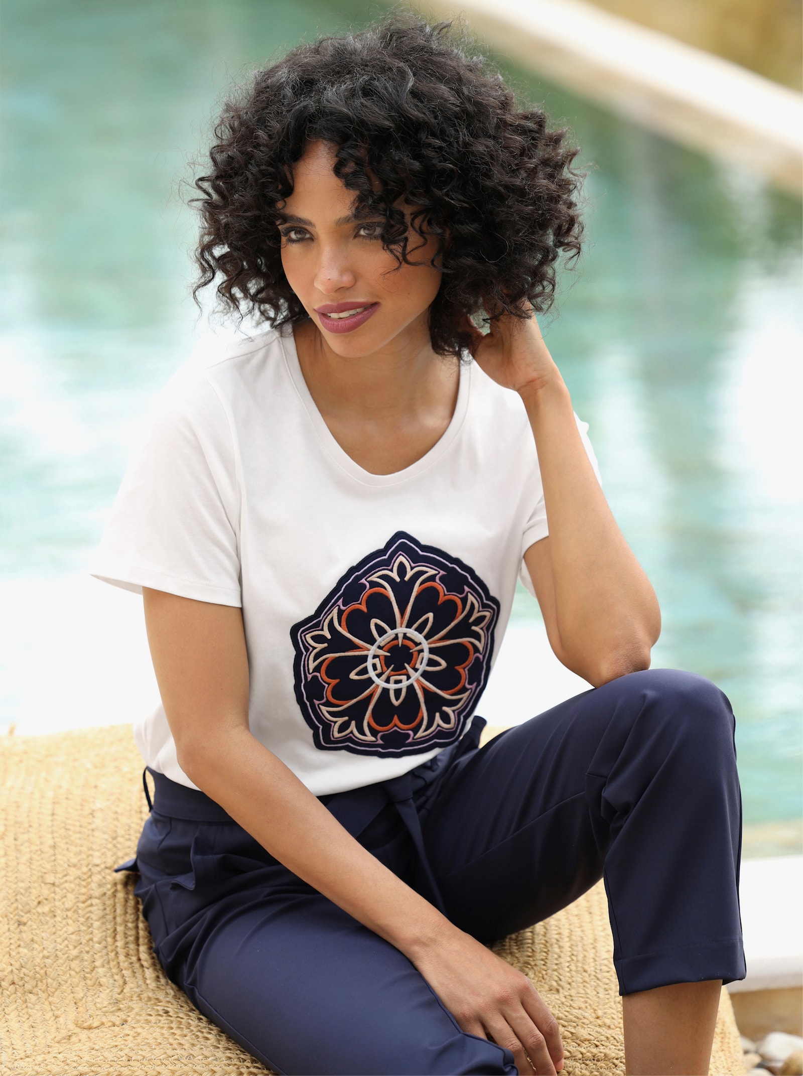 heine T-Shirt mit gesticktem Motiv - ecru