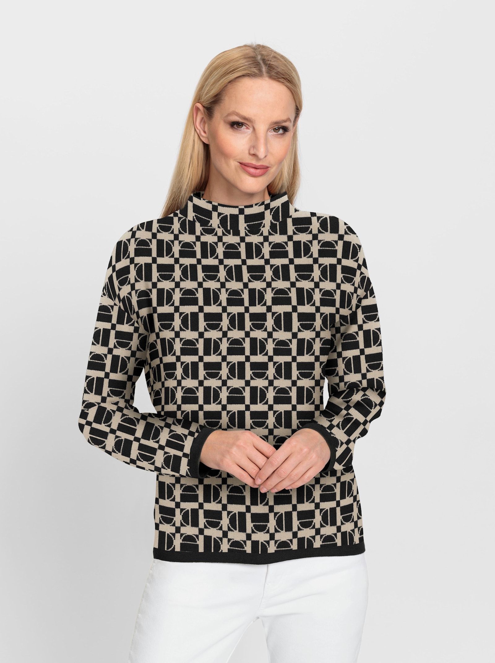 heine Stehkragenpullover in grafischem Jacquard-Muster - schwarz-beige-gemustert
