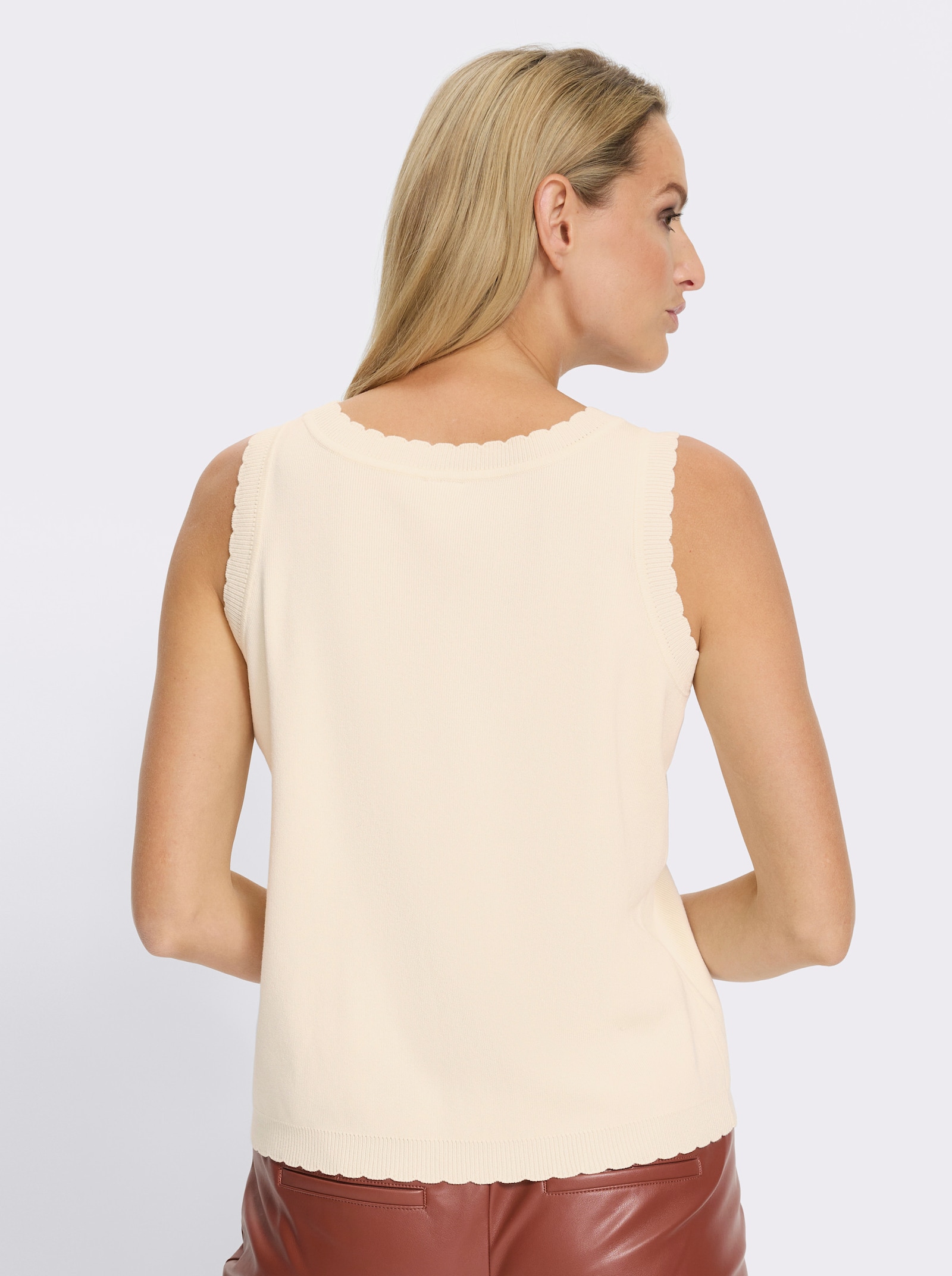 heine Tricottop met golvende randen - champagne