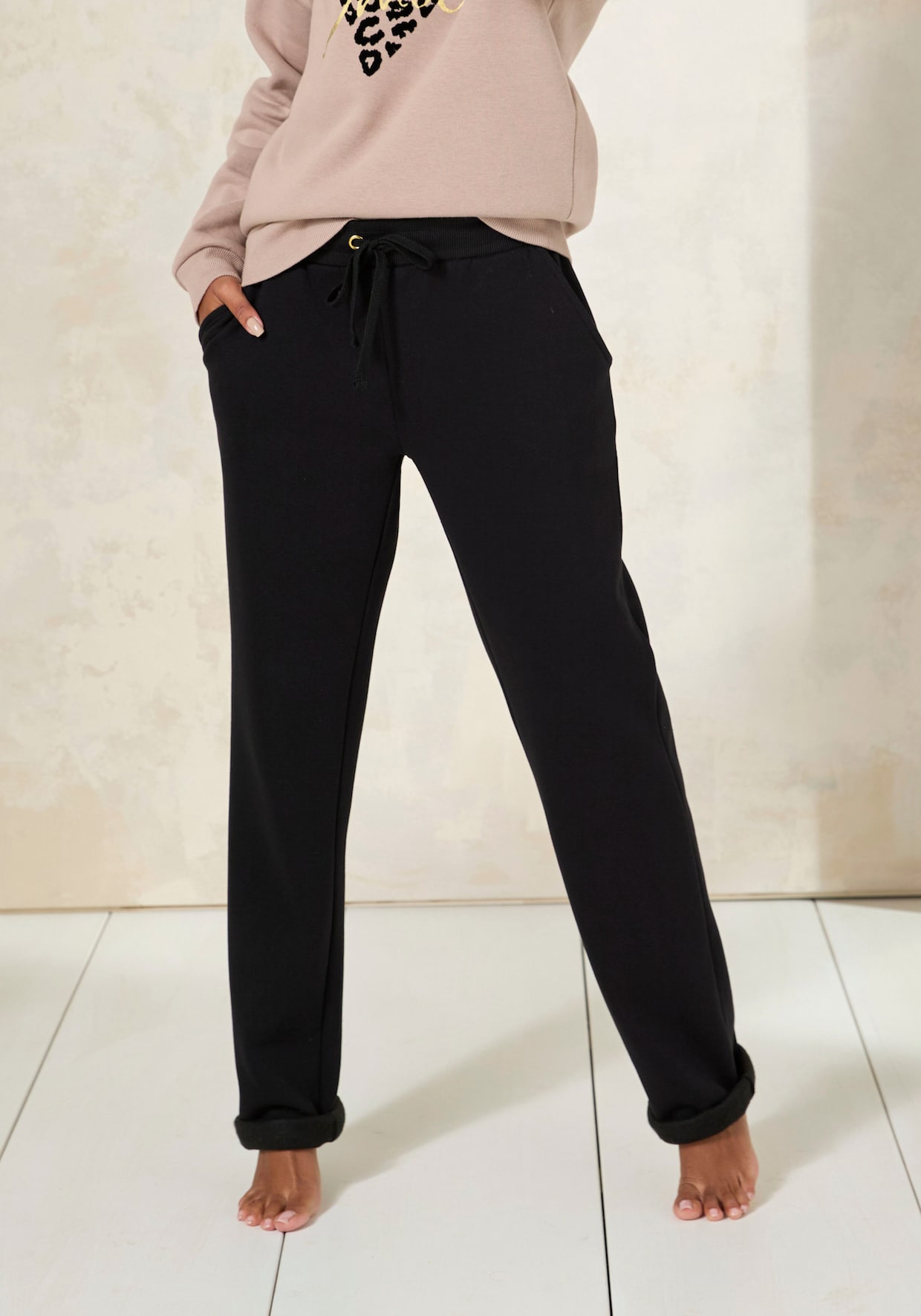 LASCANA Pantalon molletonné - noir