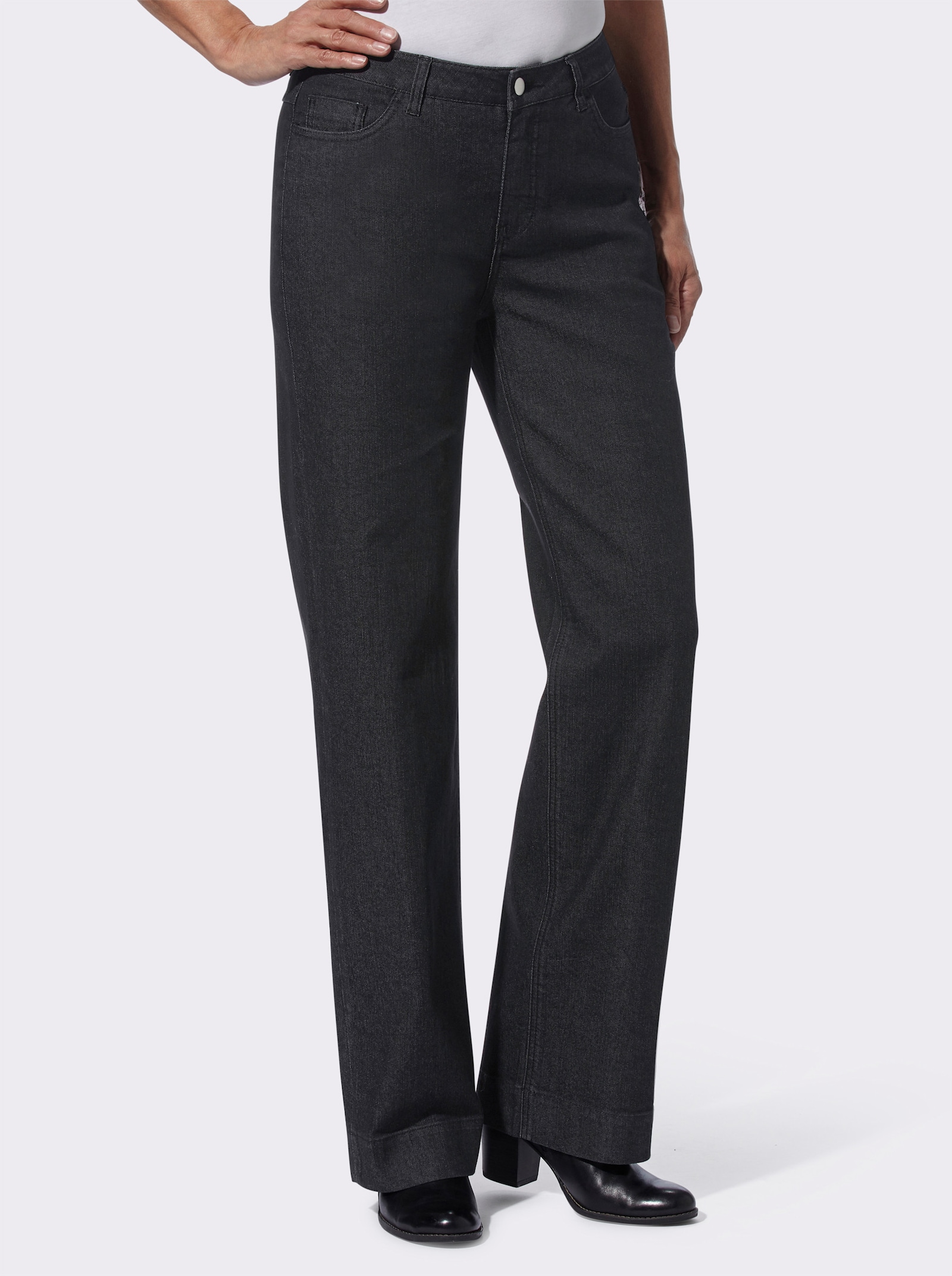 Jeans mit weitem Bein - schwarz