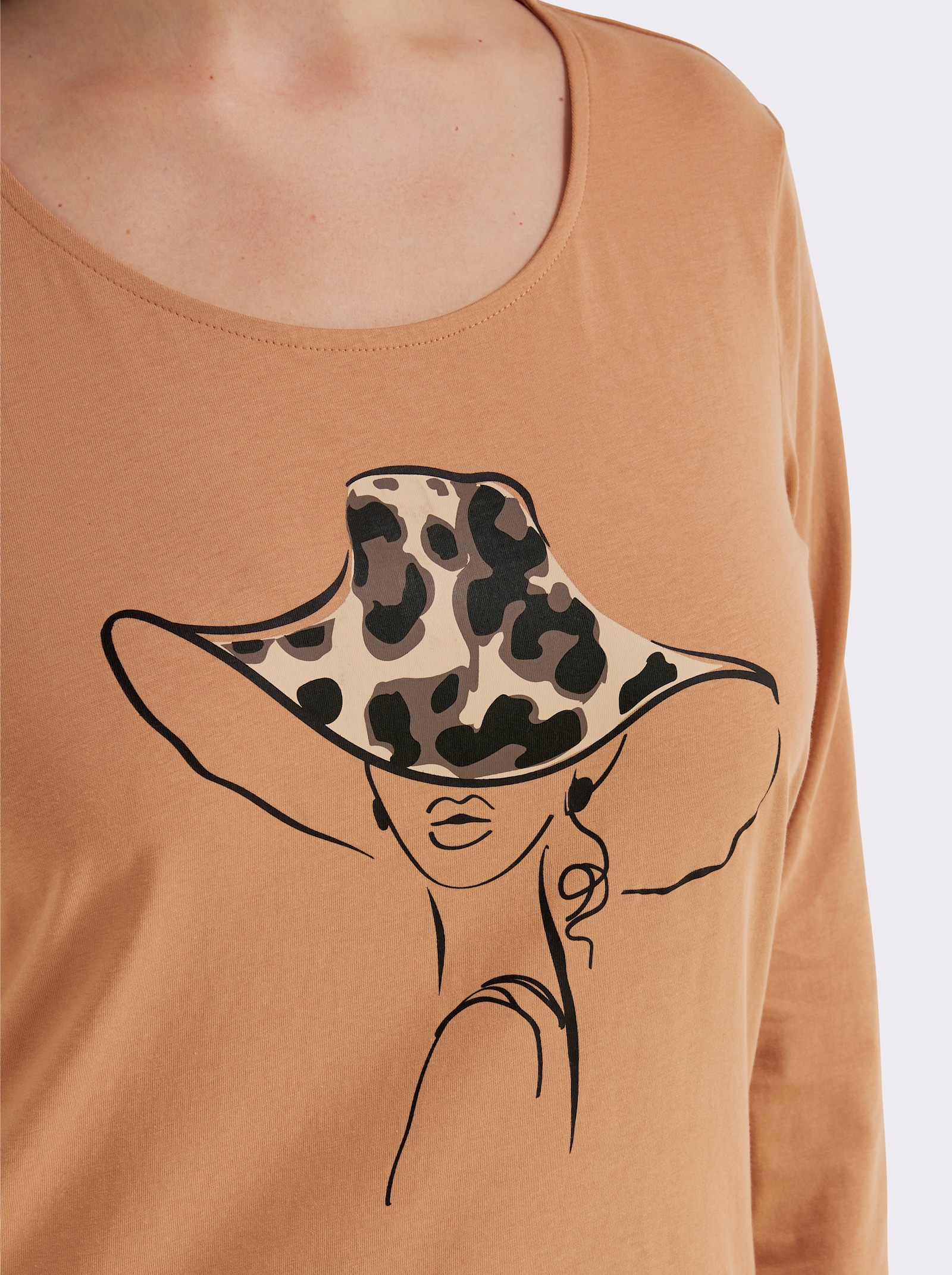 Langarmshirt mit Druck vorne - camel