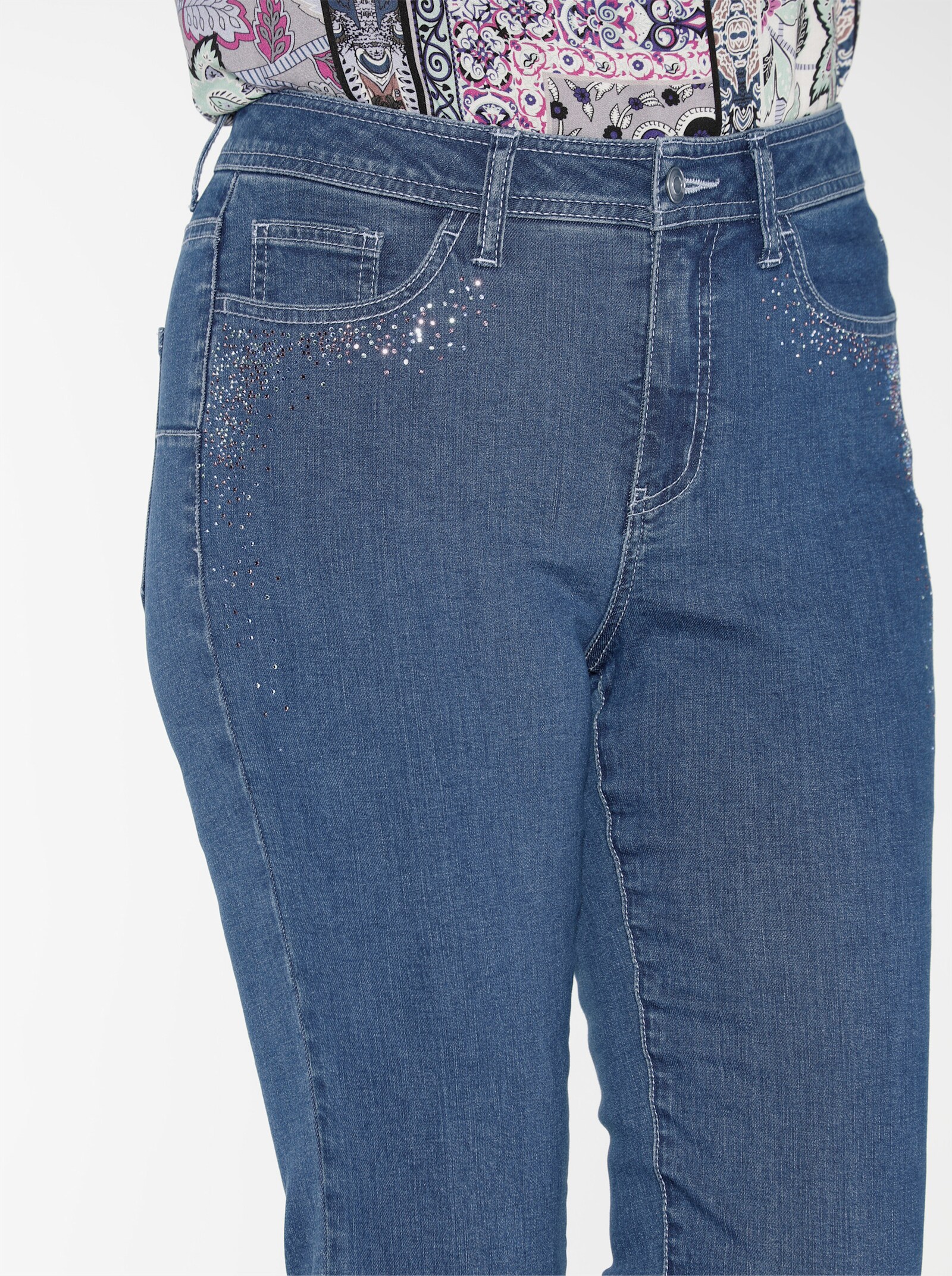 Jeans mit Glitzersteinchen vorne - blue-stone-washed