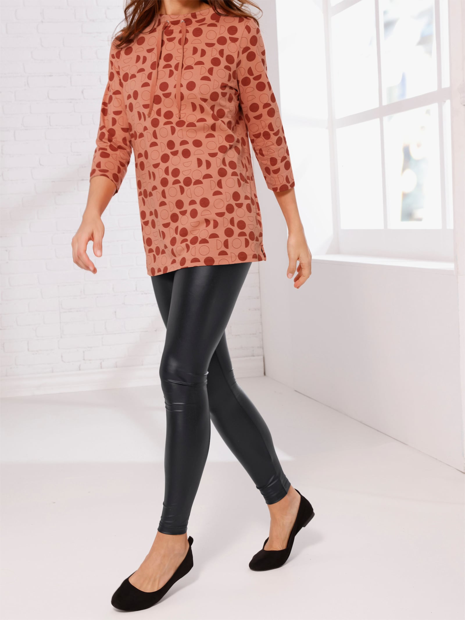 Leggings aus Leder-Imitat - schwarz