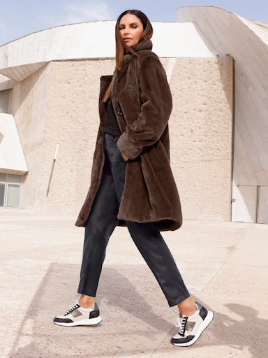 Fellimitatmantel in weiter Silhouette - schoko