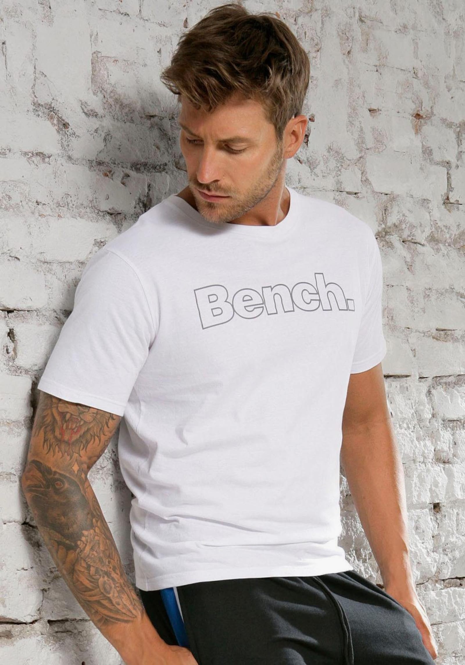 Bench. Loungewear T-Shirt - weiß