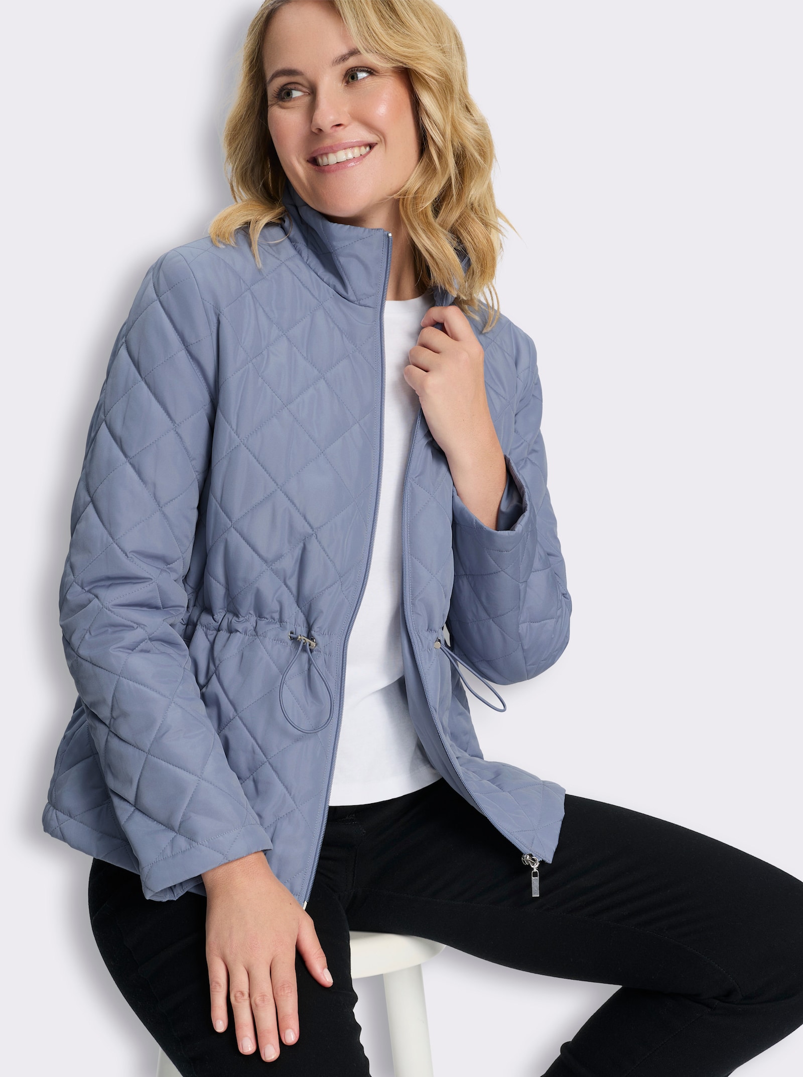 Steppjacke mit Tunnelzug in der Taille - taubenblau