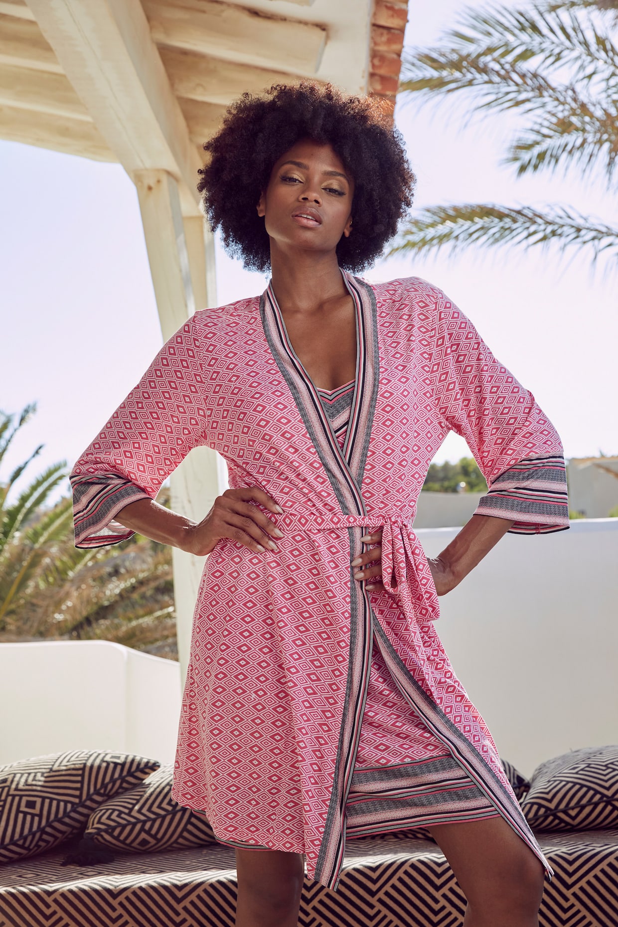 Vivance Dreams Kimono - pink gedessineerd
