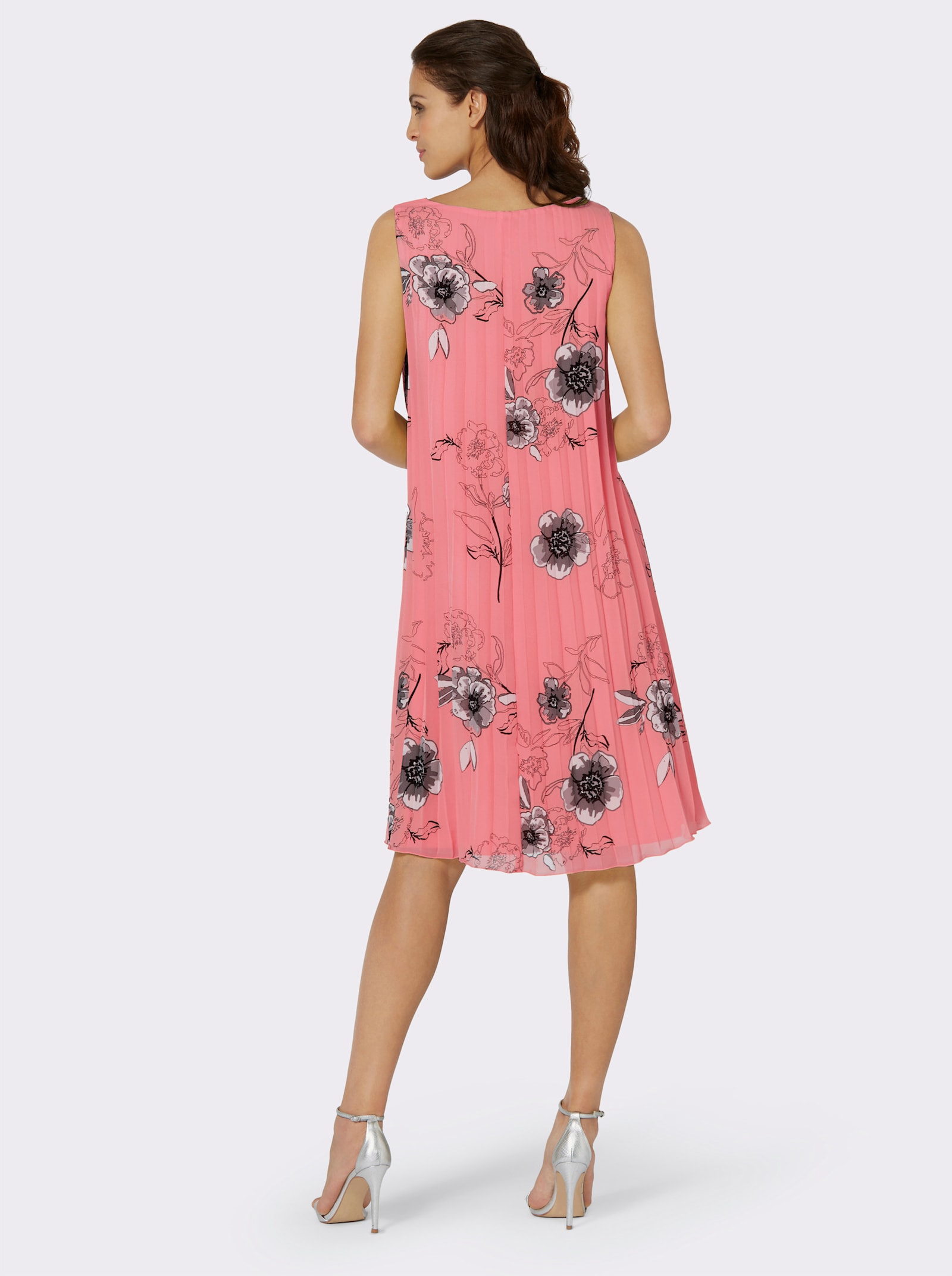 Plisseekleid aus Georgette, gefüttert - flamingo-grau-bedruckt