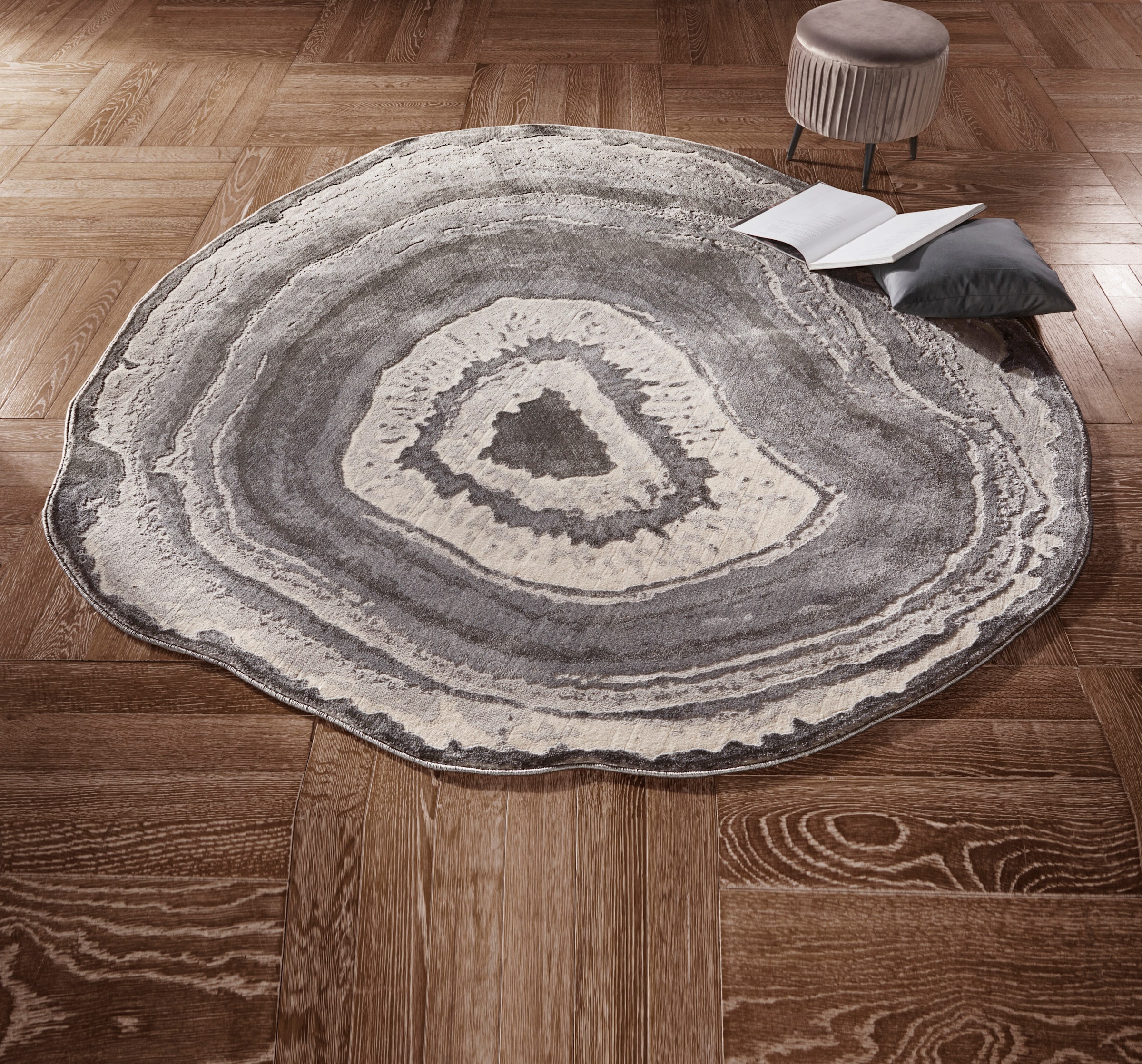 HOME günstig Kaufen-Teppich in grau von heine home. Teppich in grau von heine home <![CDATA[Teppich Maschinell gefertigt. Gekettelt. Für Fußbodenheizung geeignet.]]>. 