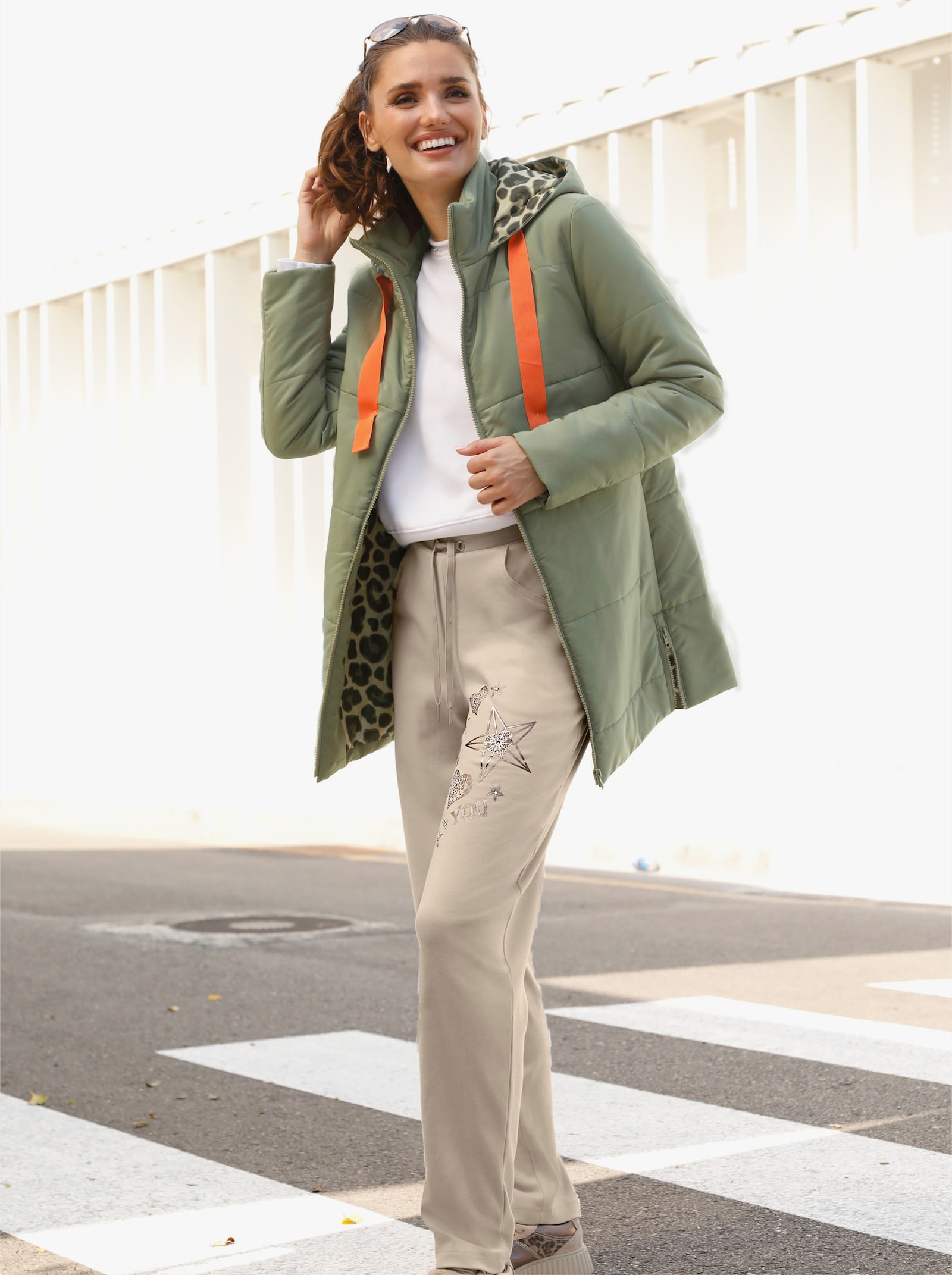 Broek met folieprint - zand/bronskleurig