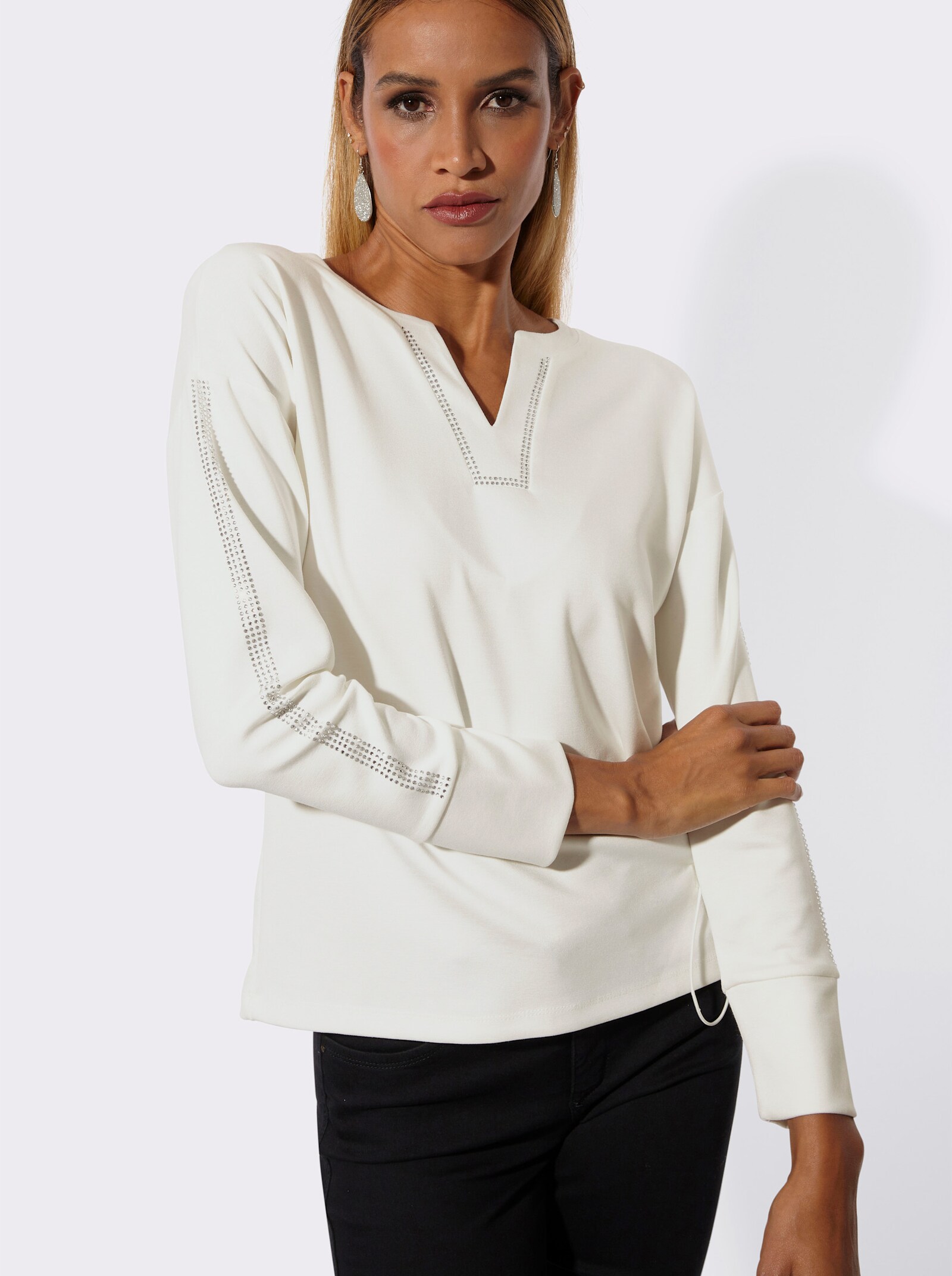 Sweatshirt mit seitlicher Raffung - ecru