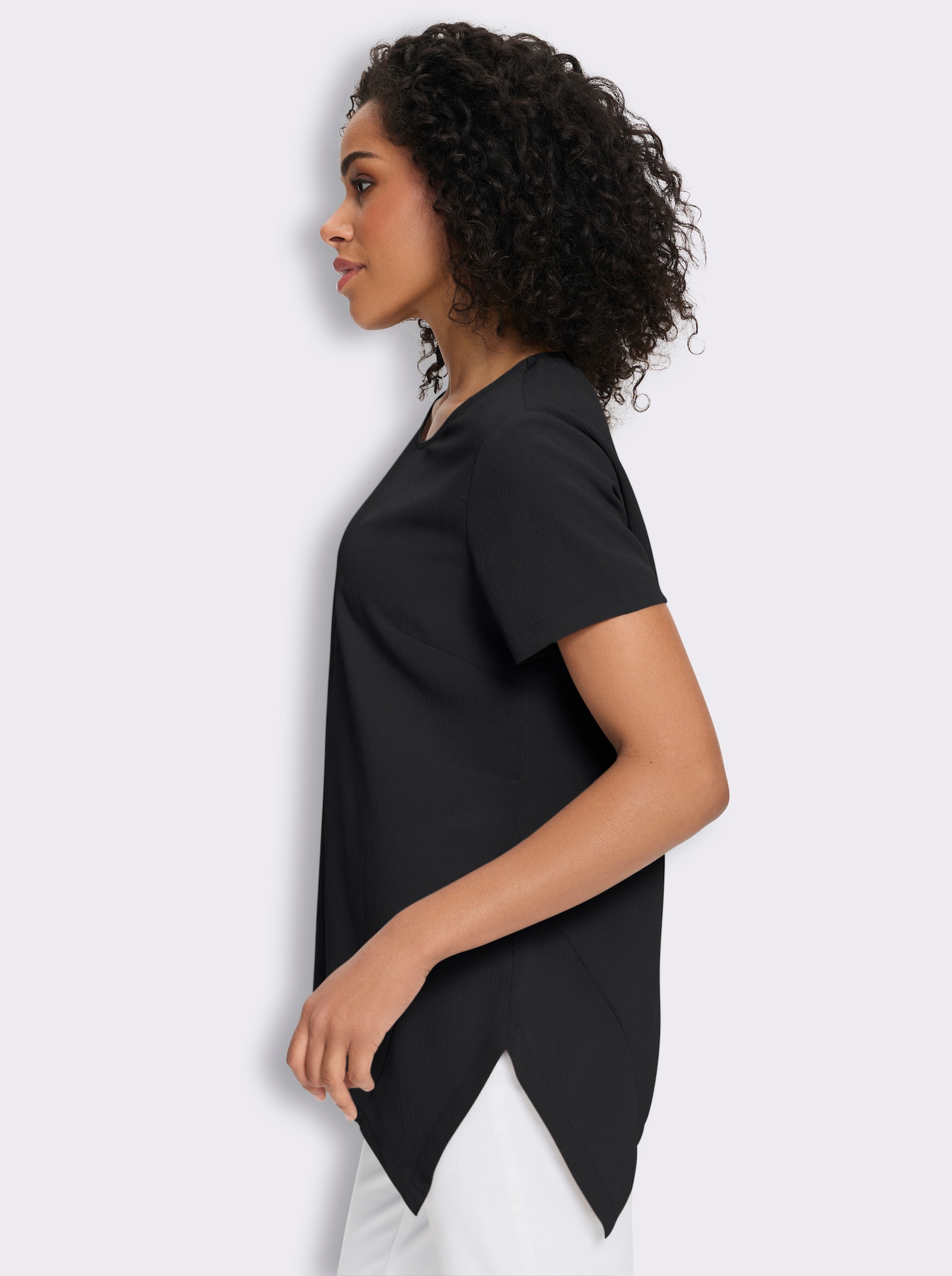 Lange blouse met puntige zoom, onderhoudsarm - zwart