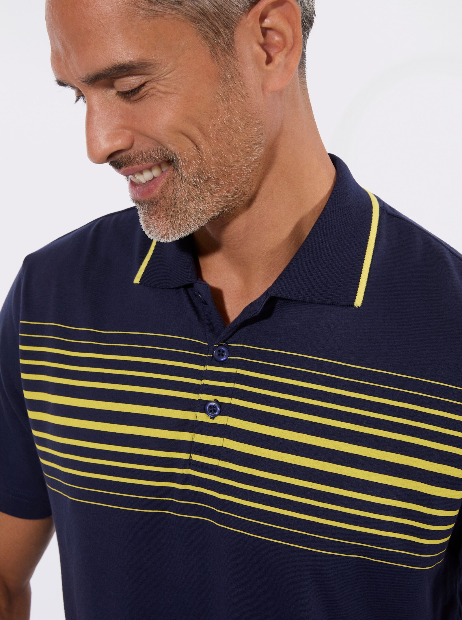 Poloshirt mit schmalen Kontraststreifen - marine