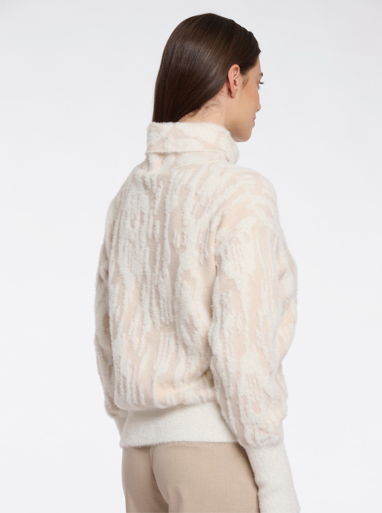 Pull en tricot - sable-écru à motifs