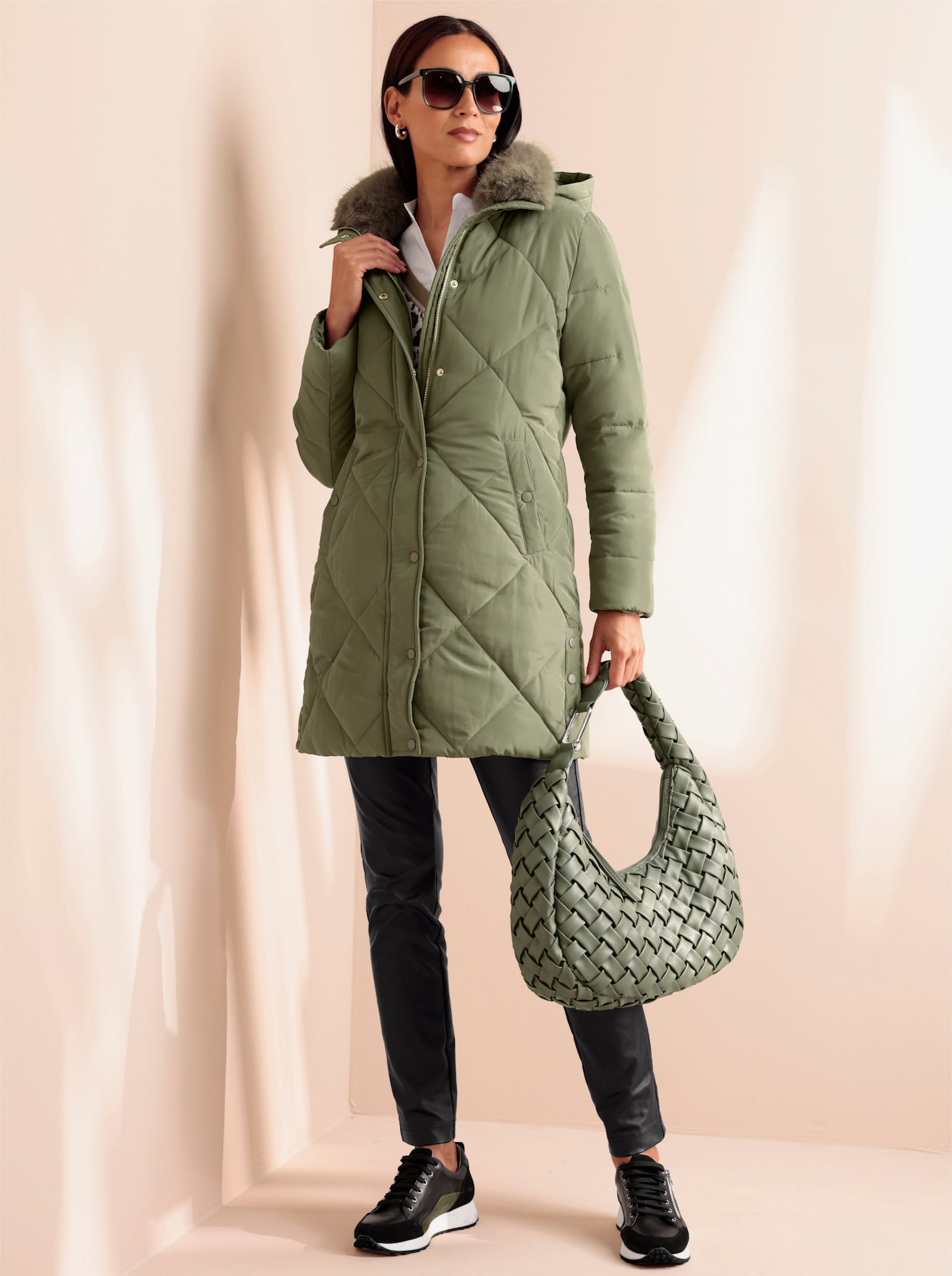 heine Steppjacke mit Seitenschlitzen - khaki
