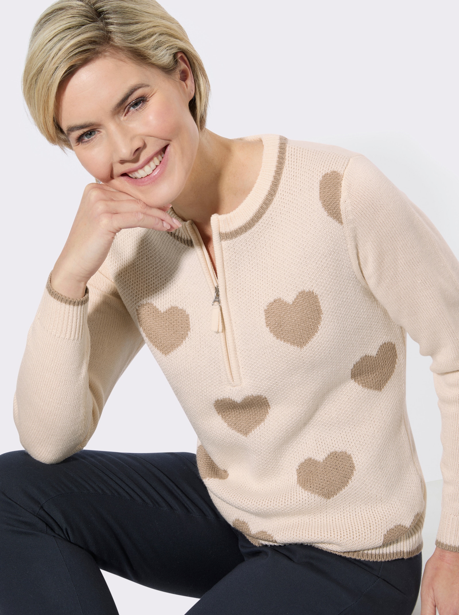 Langarm-Pullover mit Herz-Muster - champagner-sesam-gemustert