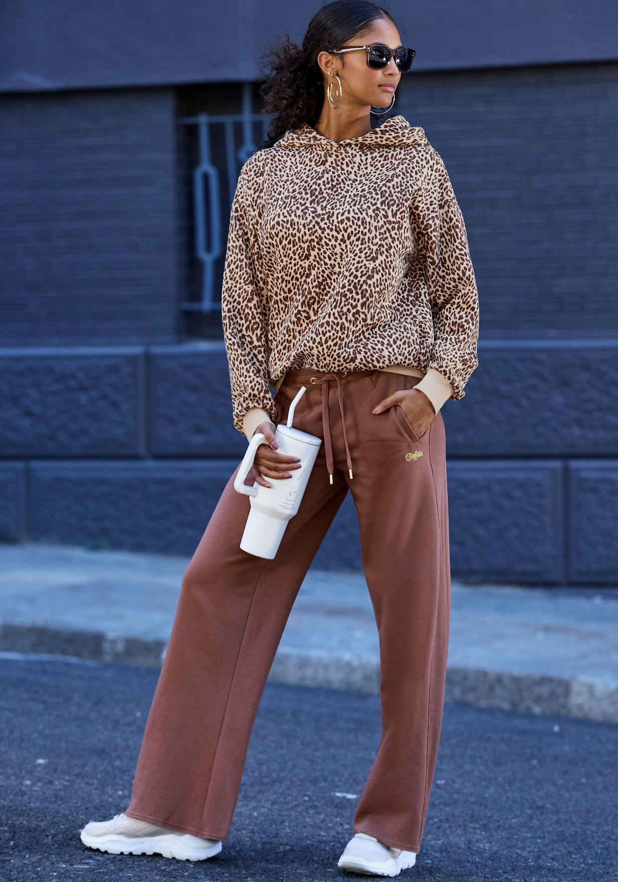 Buffalo Kapuzenpullover - beige leo