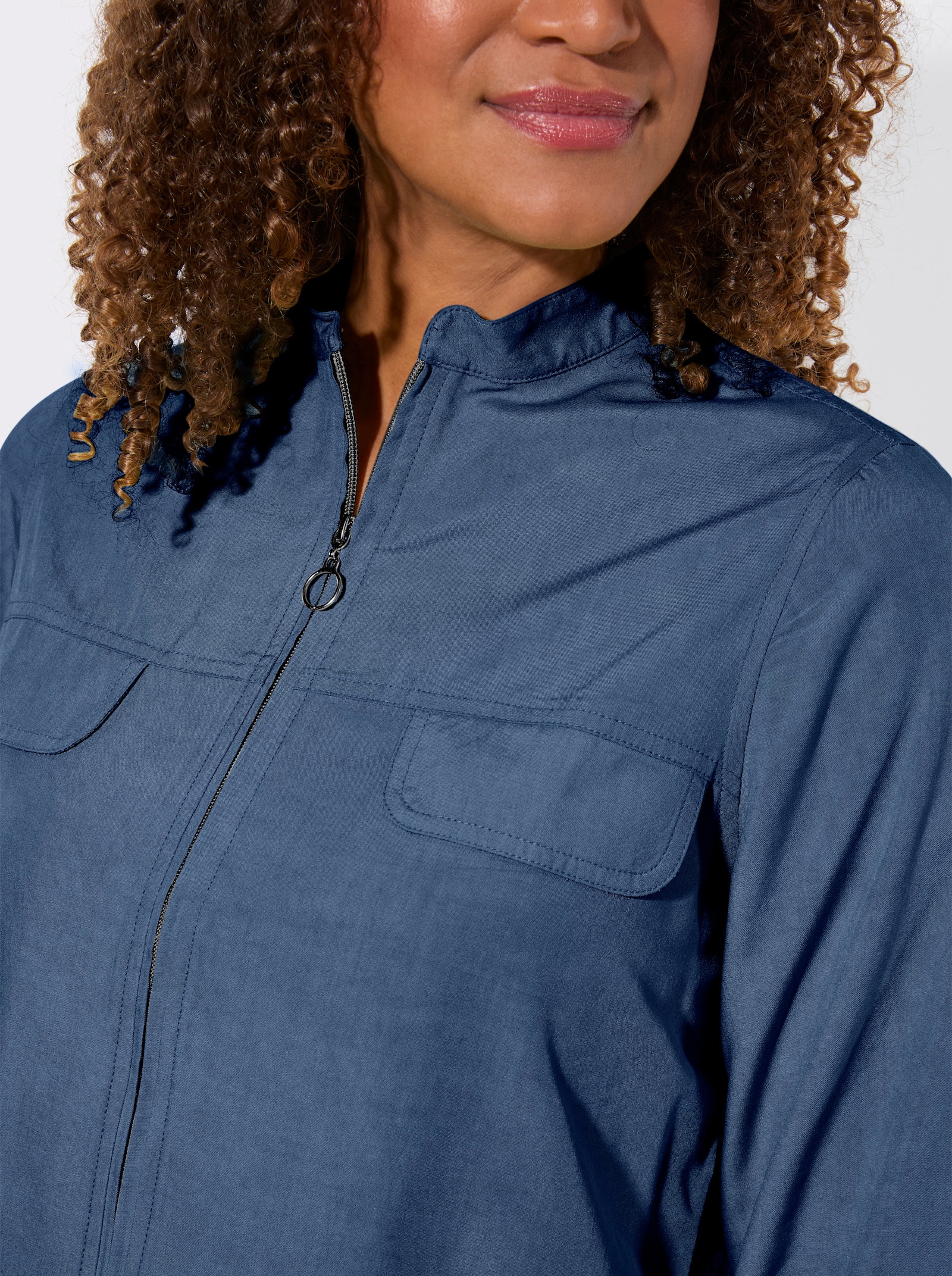 Blusenjacke in Oversize-Form - jeansblau