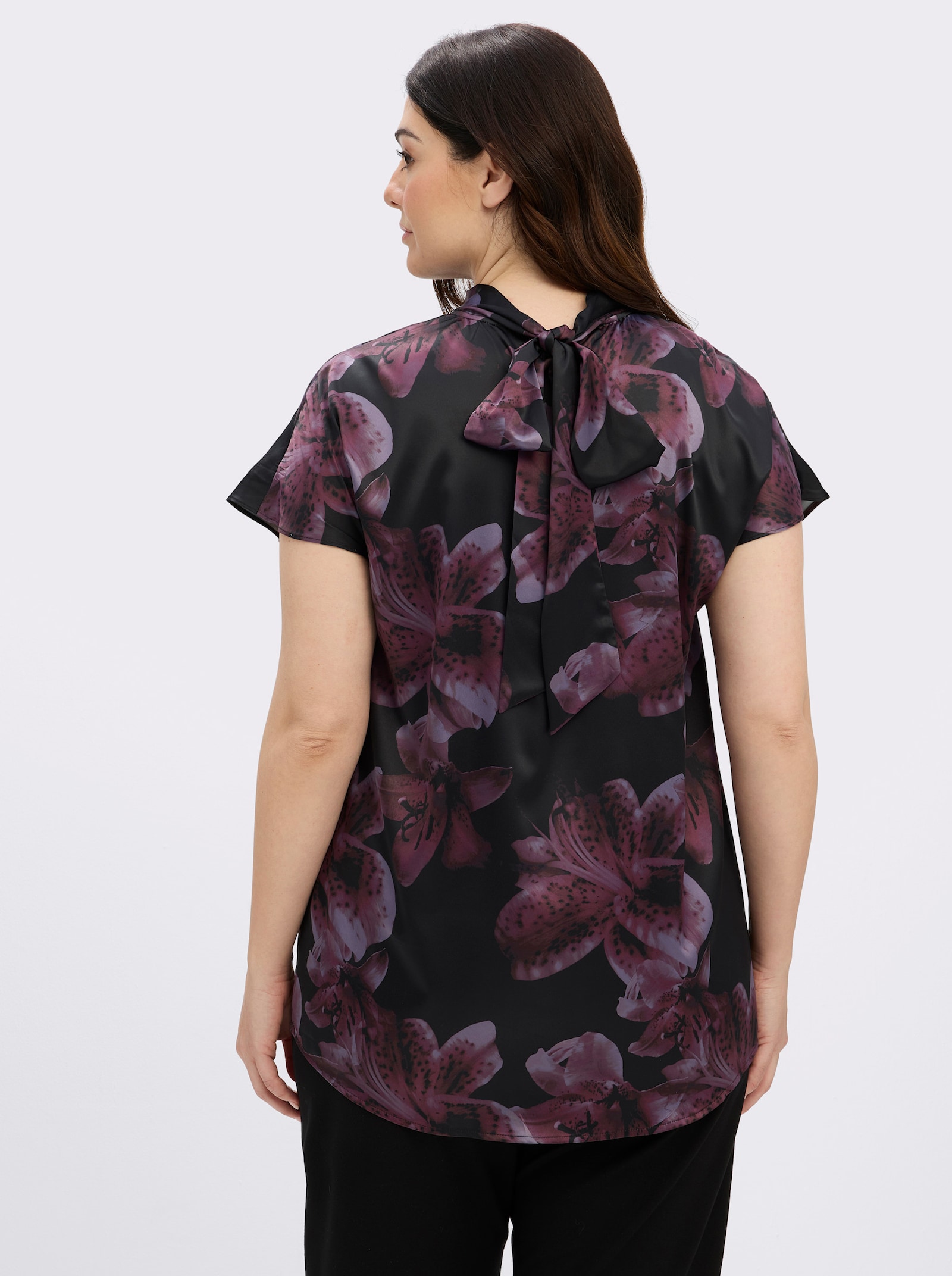 sheego Tunika mit Schluppe hinten - schwarz-burgund-bedruckt
