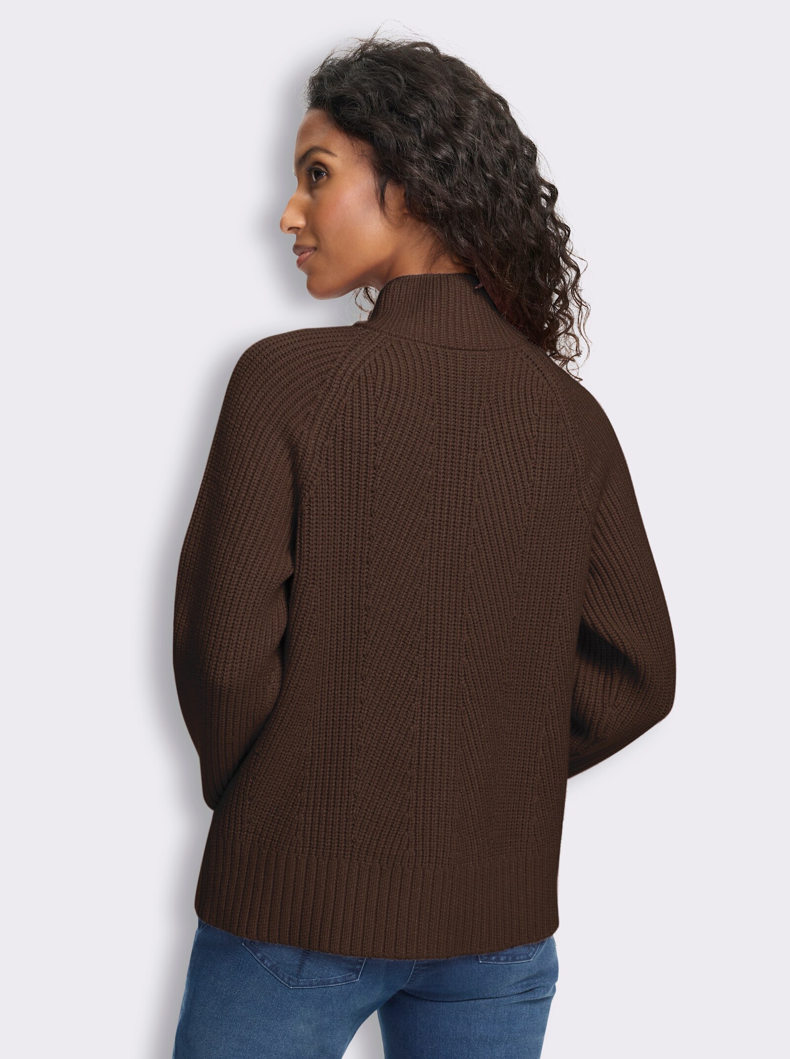 heine Pullover mit Zierknöpfen - schoko