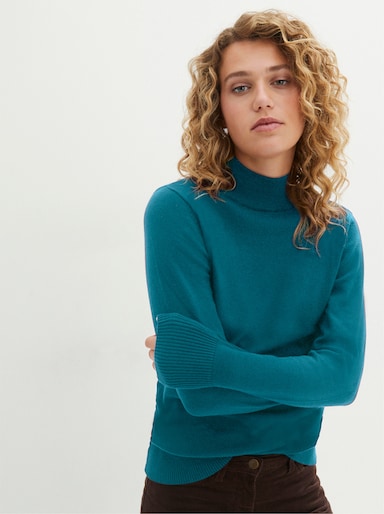 Stehkragenpullover mit gerippten Bündchen - aquapetrol