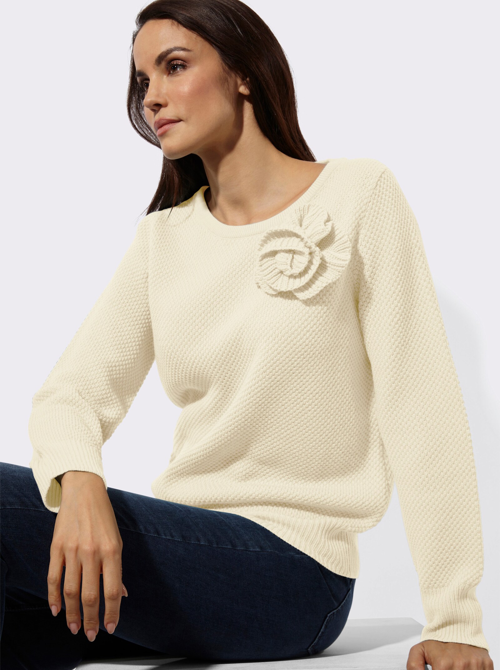 Langarm-Pullover mit Blüten-Applikation - champagner