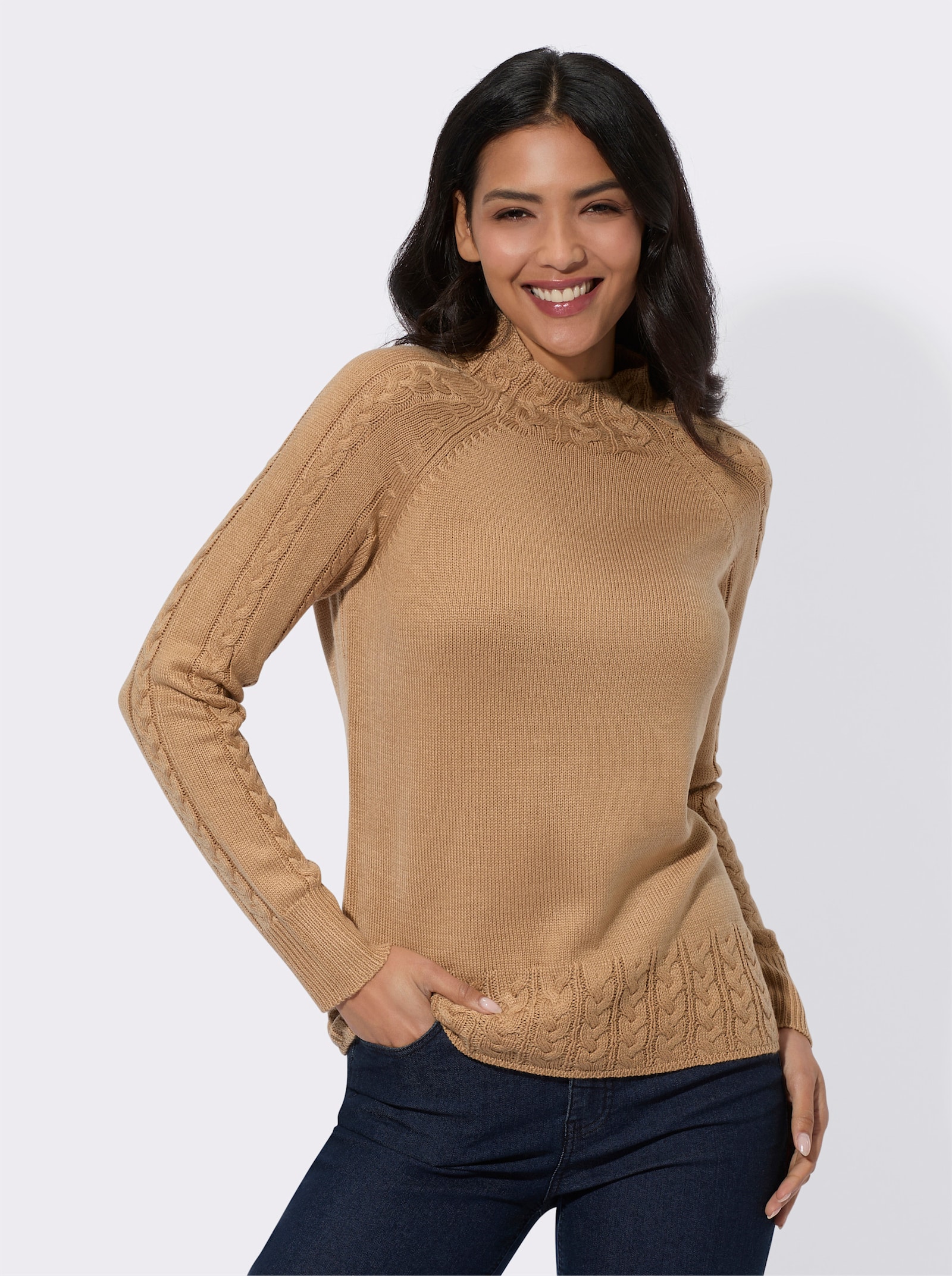 Pullover met opstaande kraag en kabelpatroon - camel