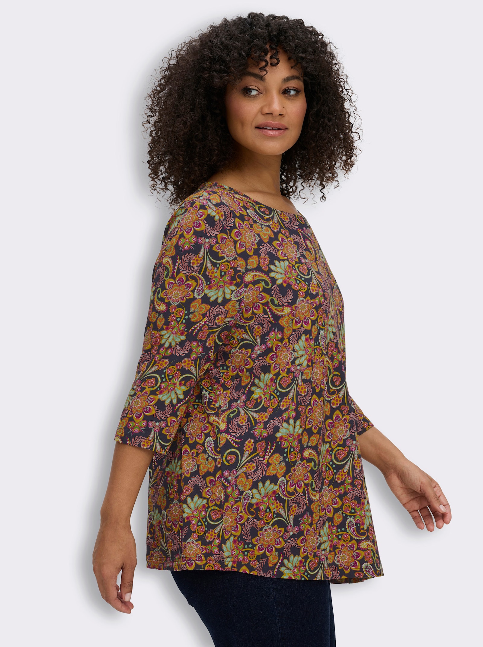 sheego 3/4-Arm-Shirt mit asymmetrischem Saum - ocker-tiefblau-bedruckt