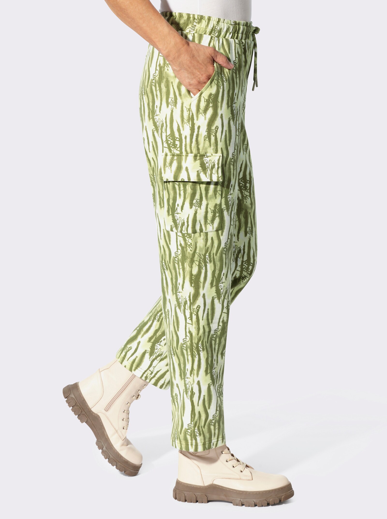 Sweathose im Druck-Dessin - oliv-schilf-gemustert
