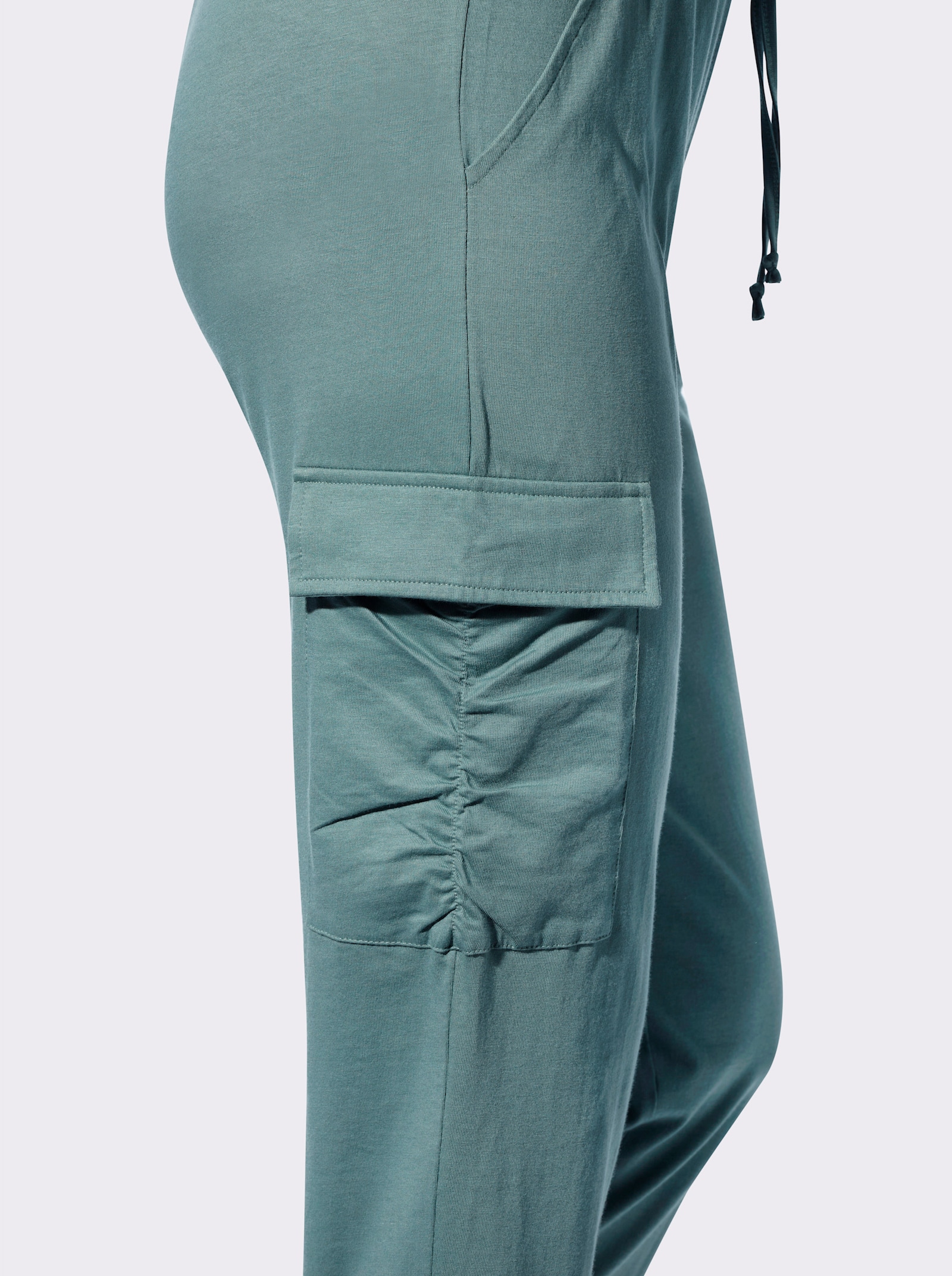 7/8-Hose mit aufgesetzter Pattentasche - jade