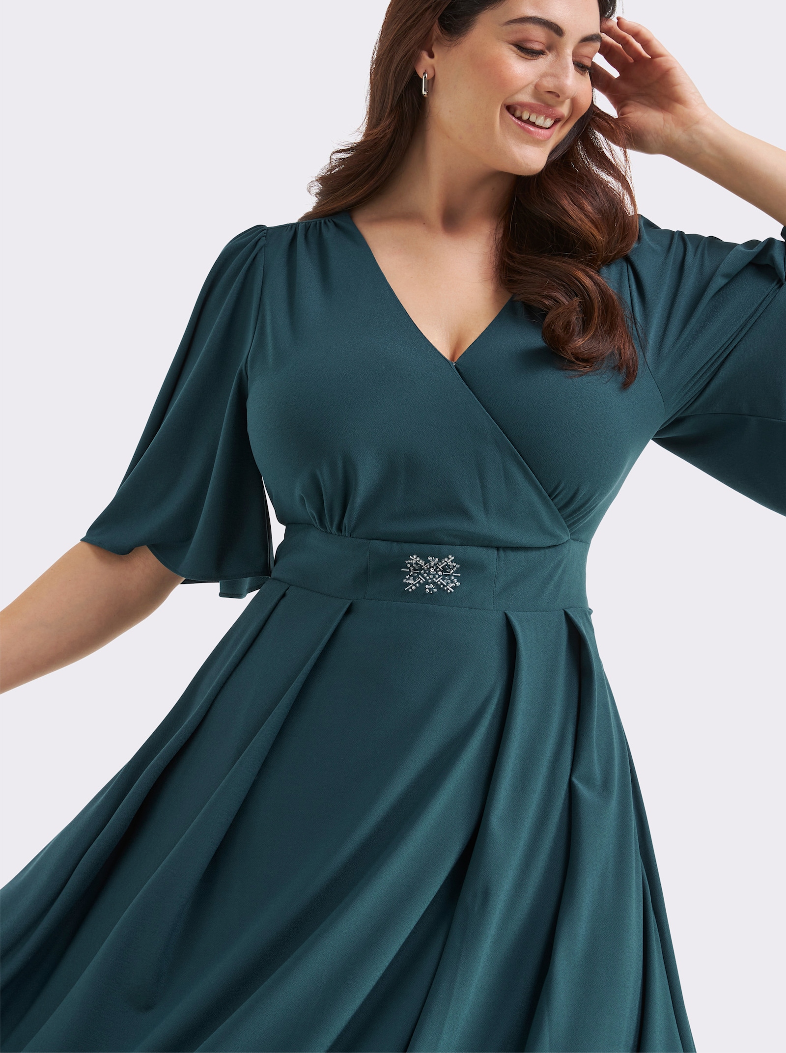 sheego Abendkleid mit Stickerei am Taillenbund - petrol