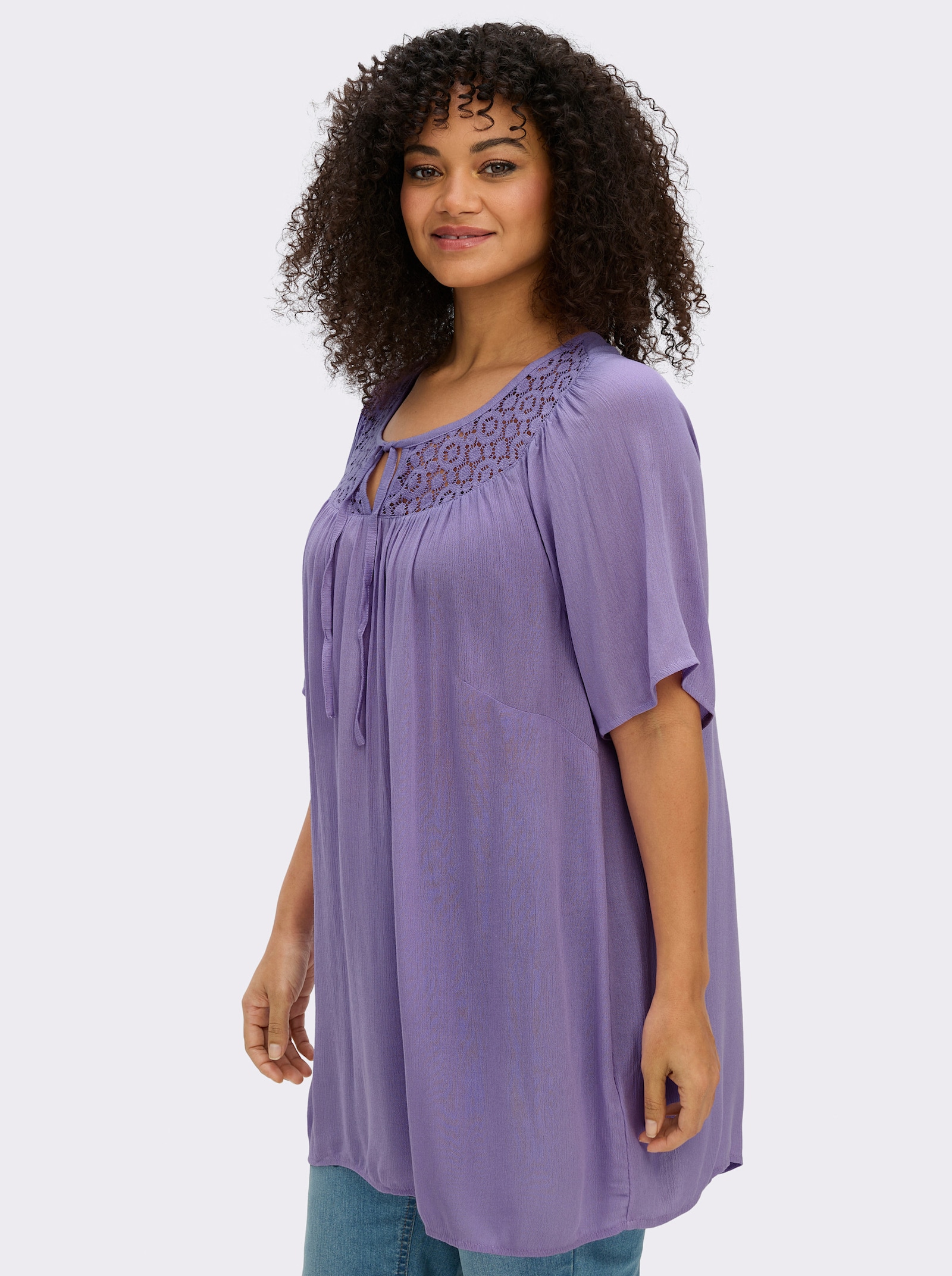 Tunika mit Spitzen-Einsatz - lavendel