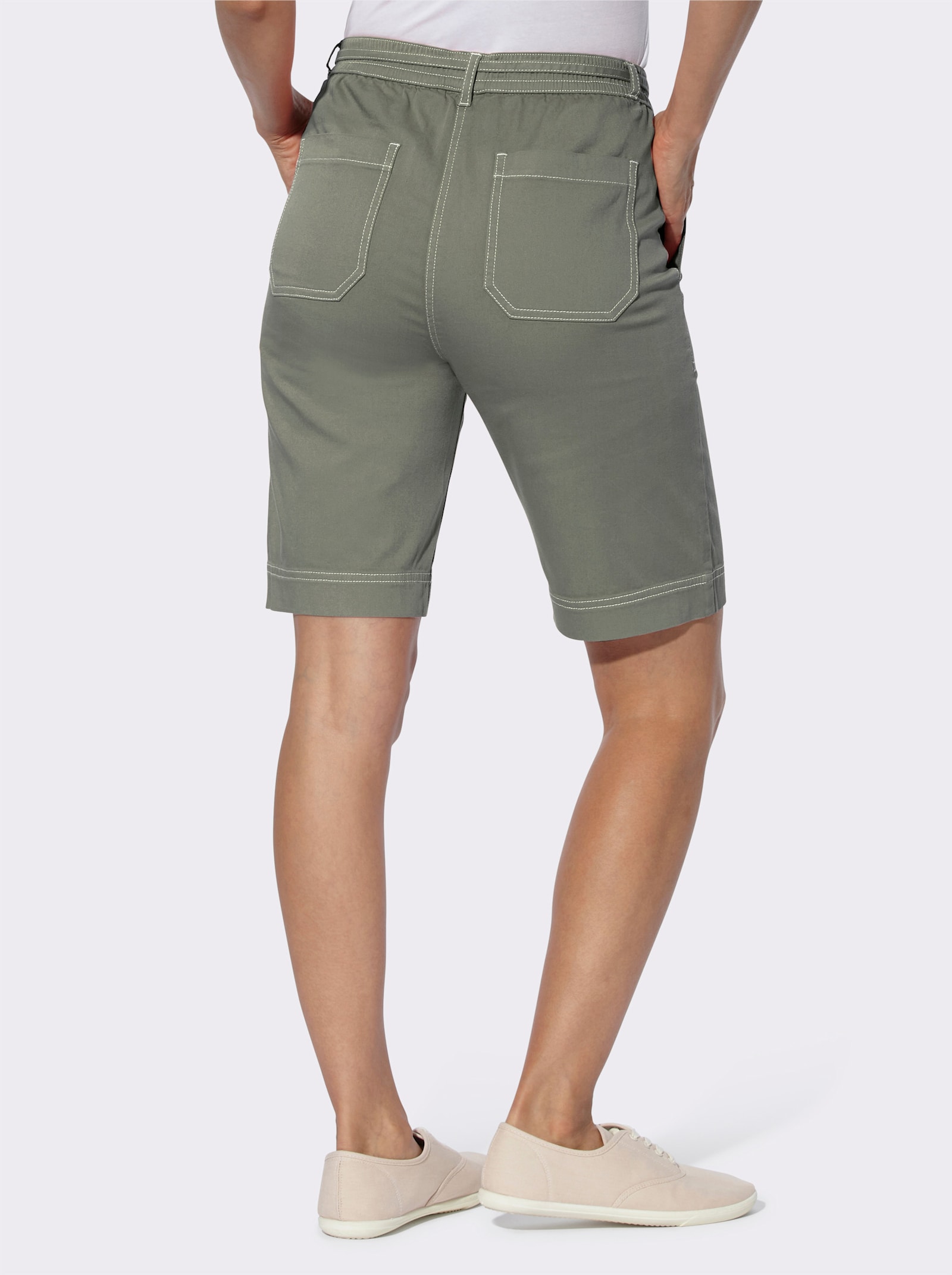 Jeansbermudas in Schlupfform, mit Bindegürtel - khaki