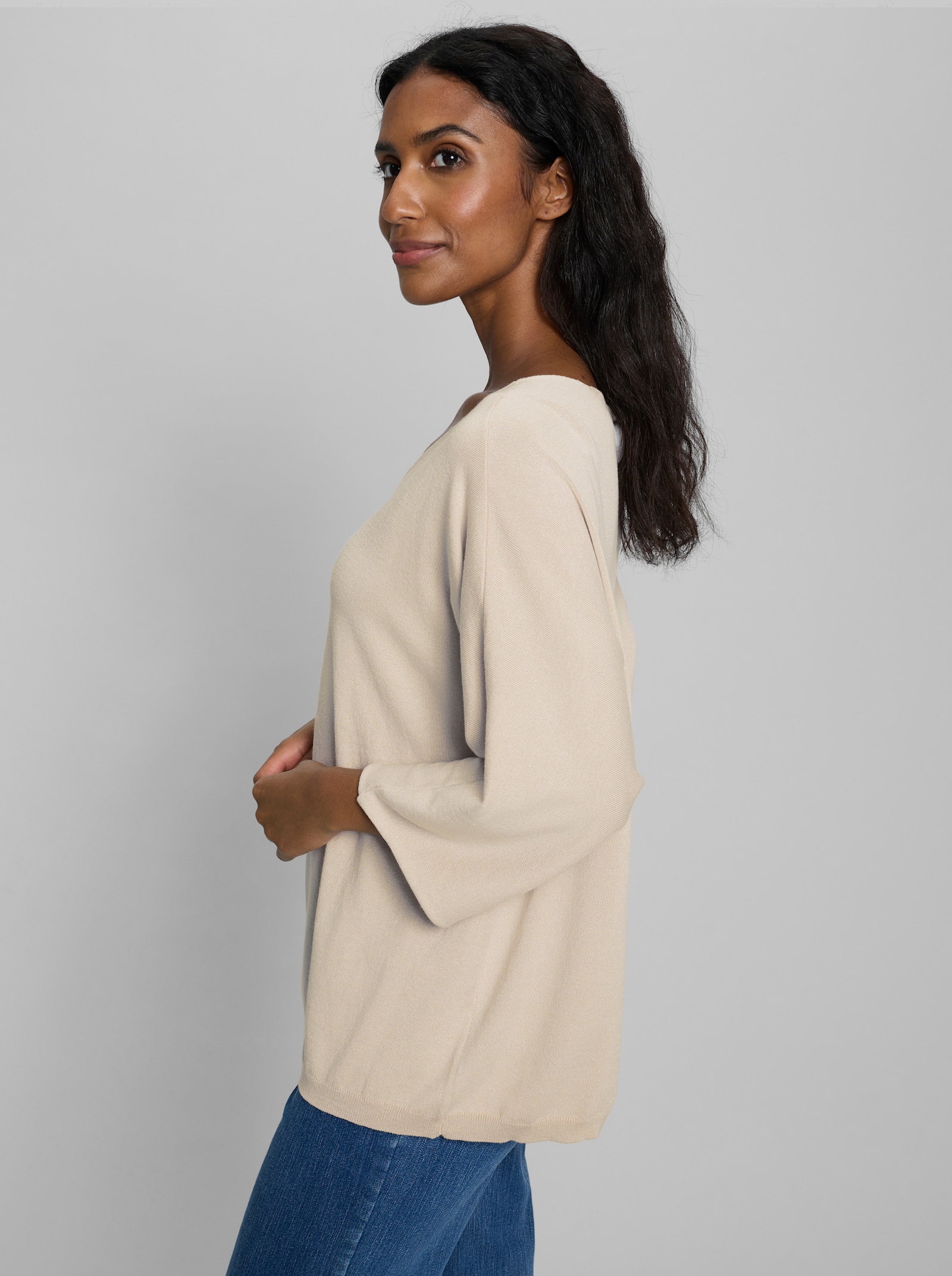heine Pullover mit V-Ausschnitt - sand