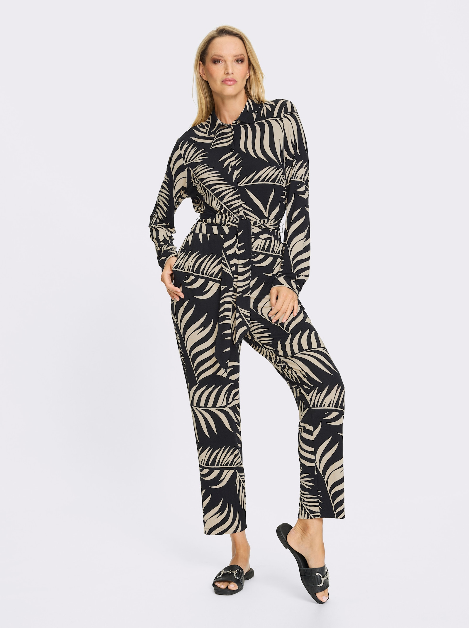 heine Jumpsuit mit Allover-Druck - schwarz-sand-bedruckt