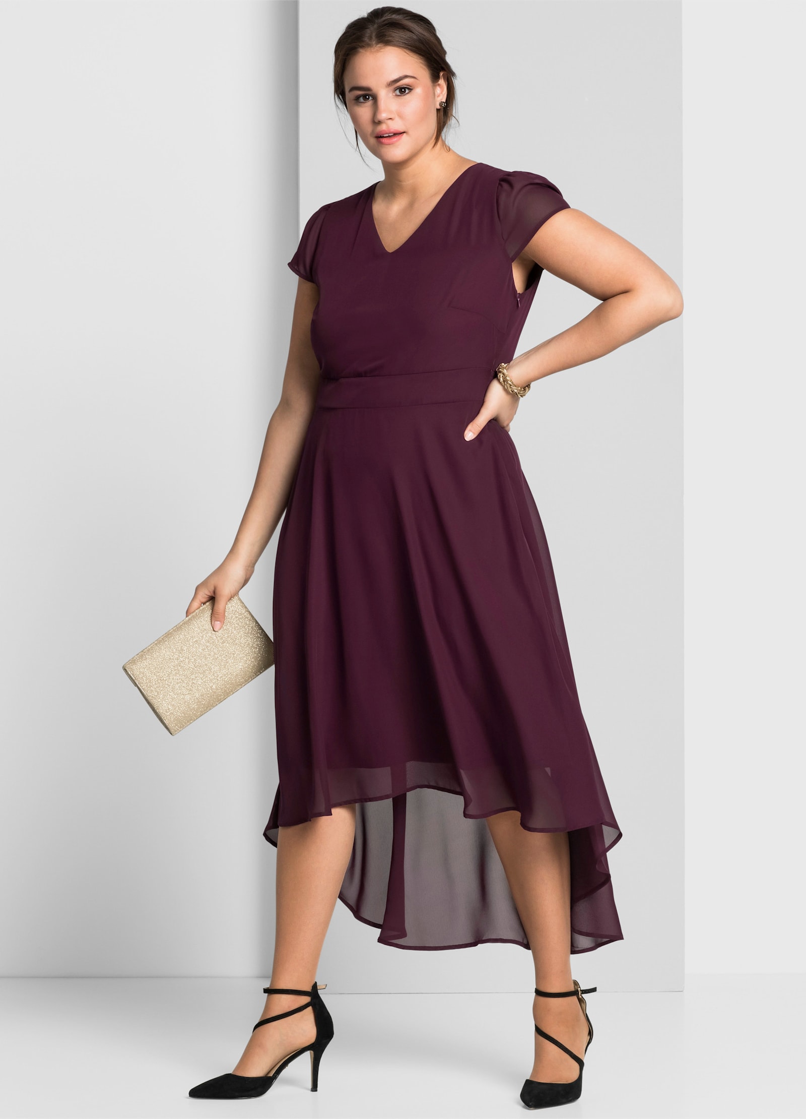 sheego Abendkleid mit Flügelärmeln - aubergine