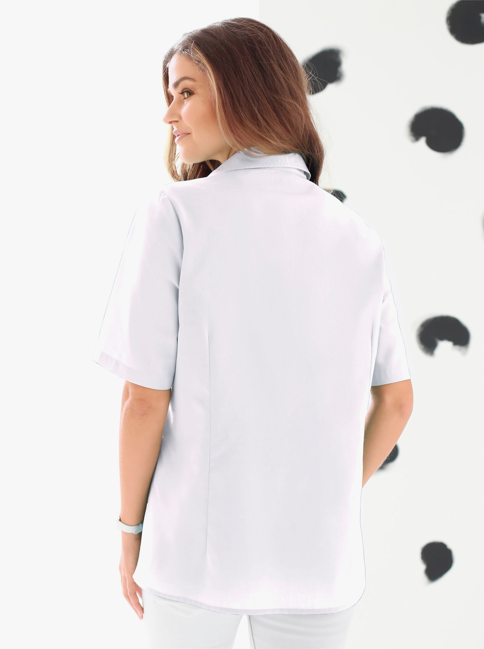 Skjorta med bröstfickor med lock - vit