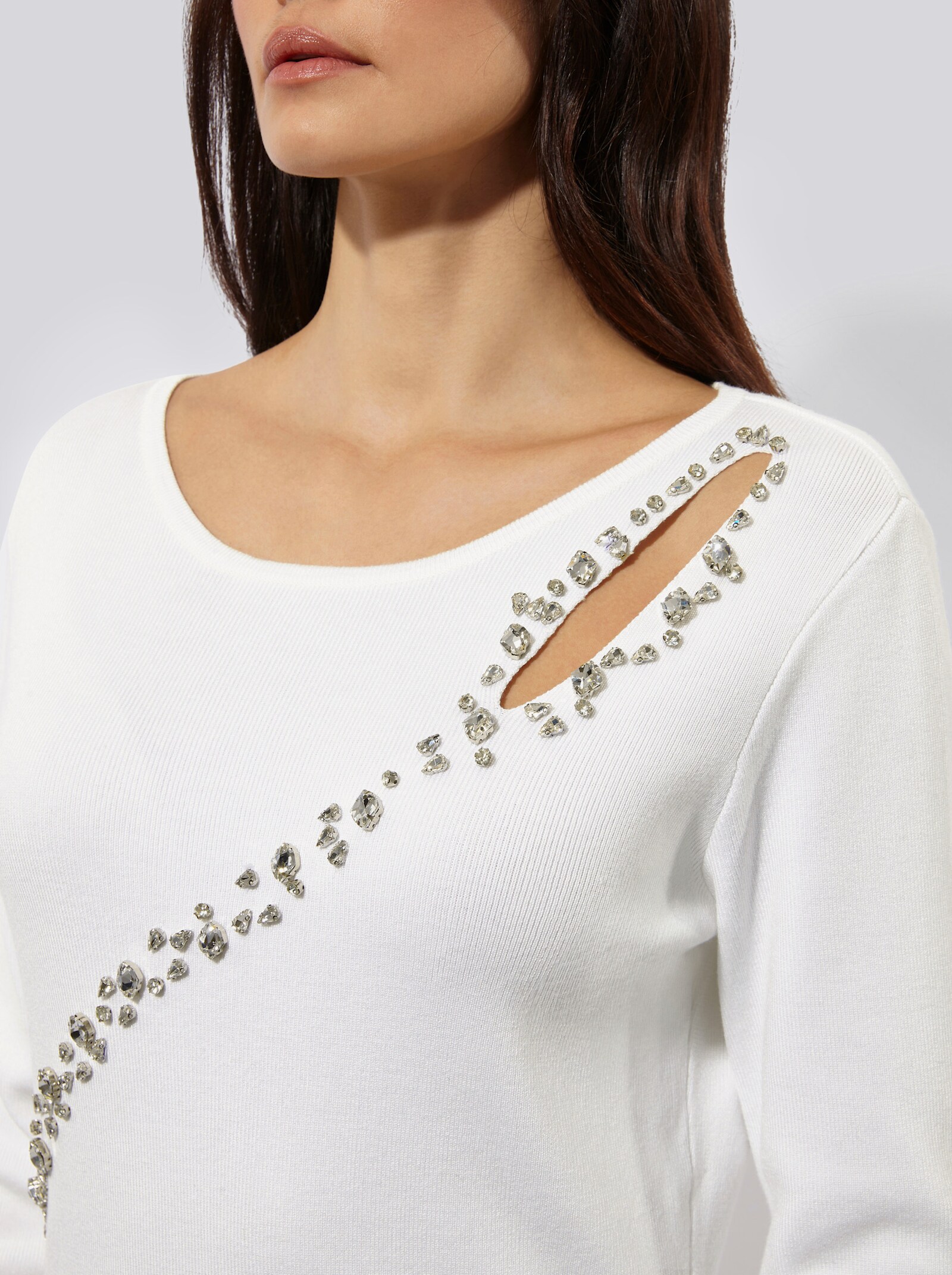 Langarm-Pullover mit Cut-out - ecru