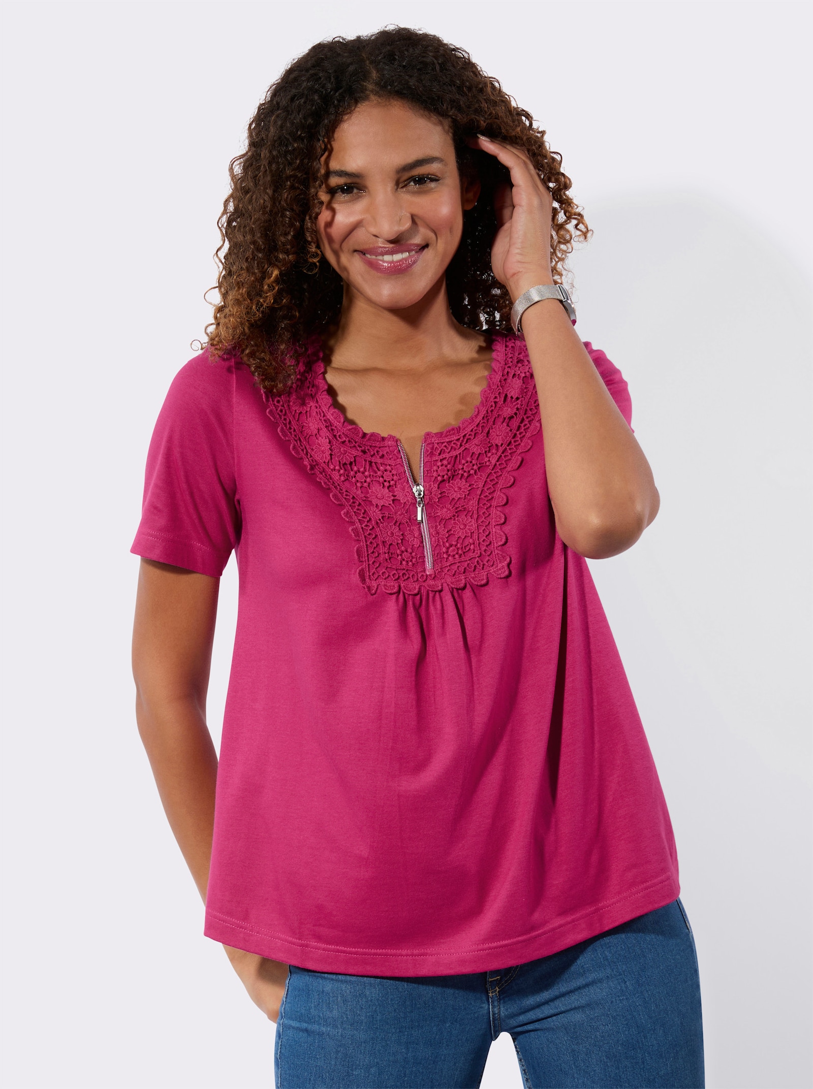 Kurzarmshirt mit Stickerei - fuchsia