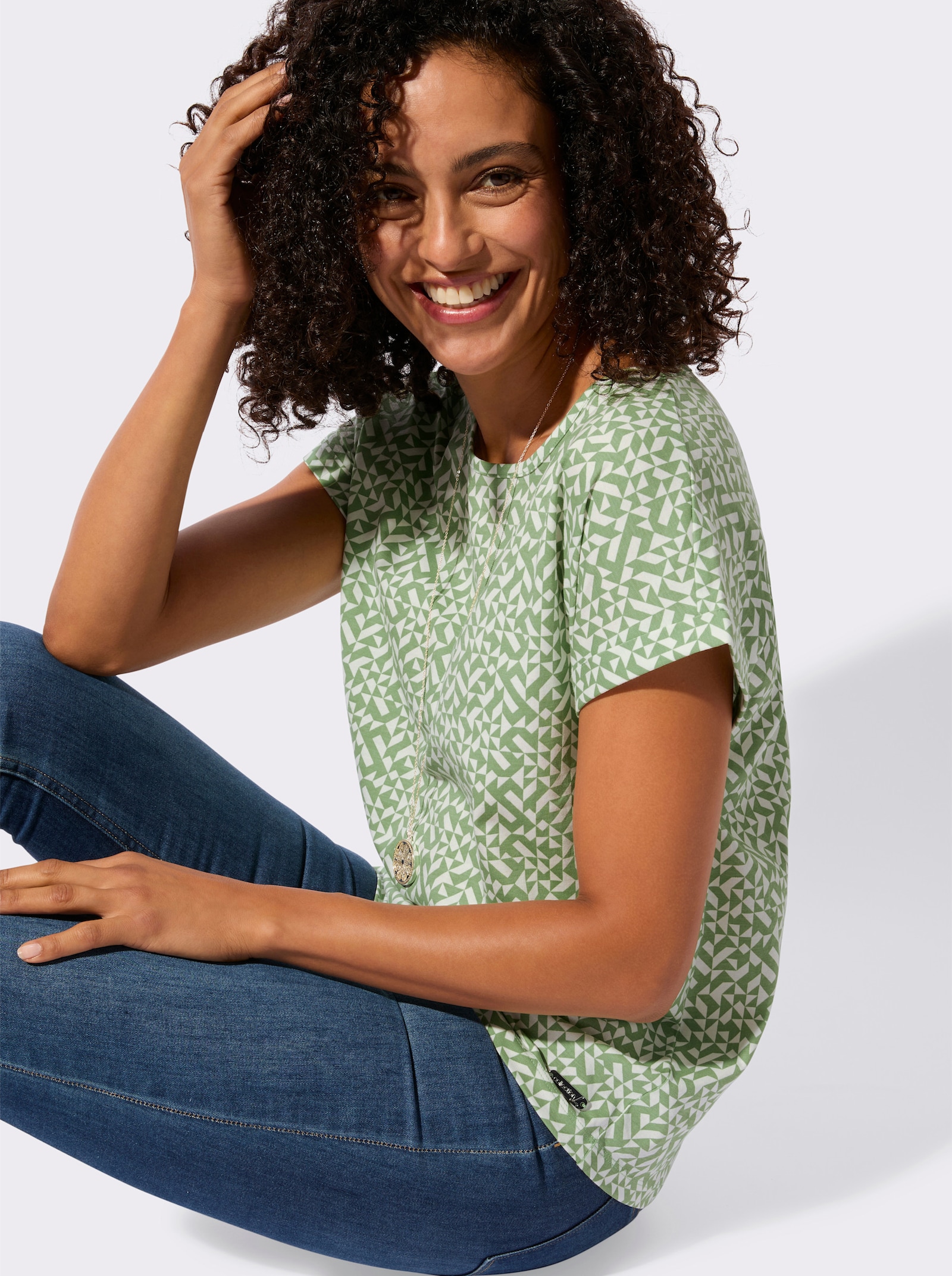 Print-Shirt mit paspeliertem Ausschnitt - eucalyptus-ecru