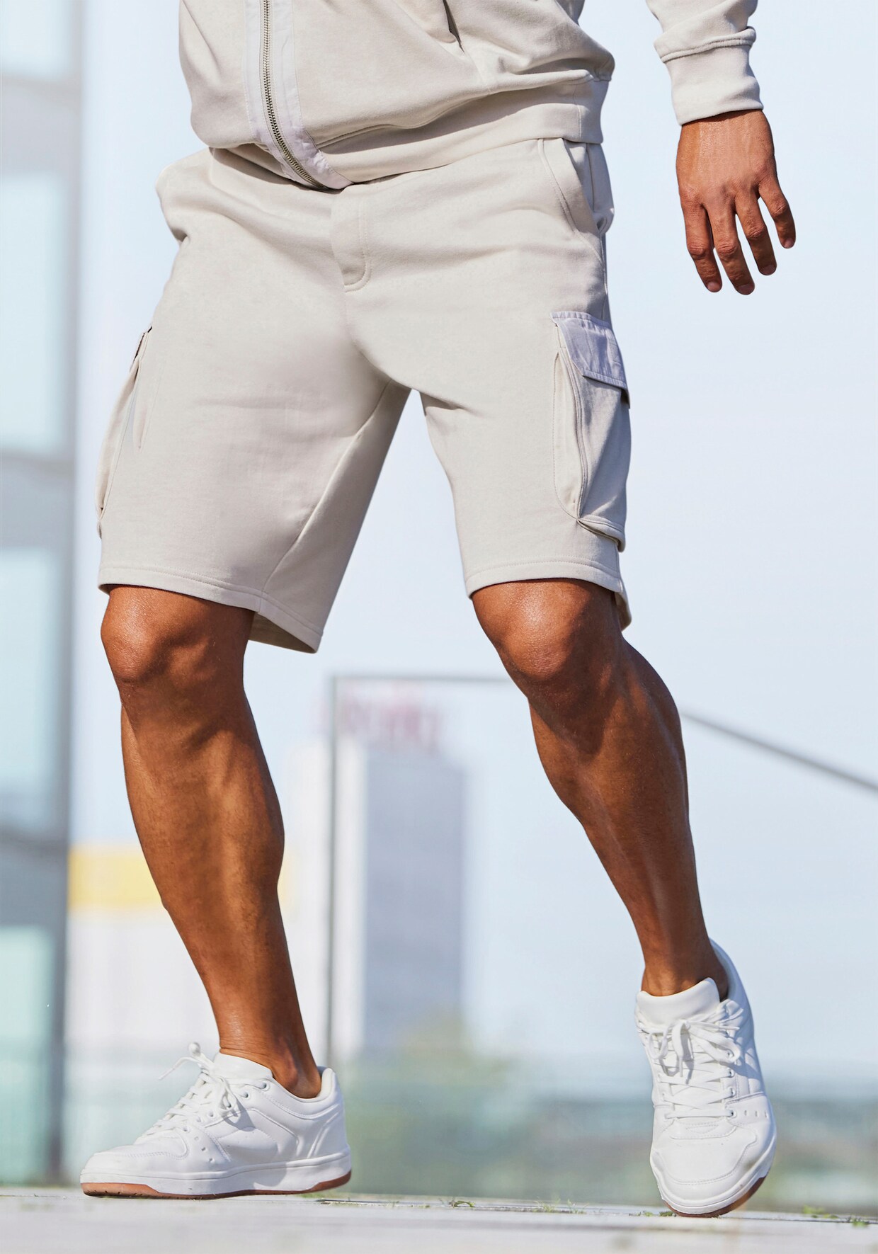AUTHENTIC LE JOGGER Sweatshort - crème