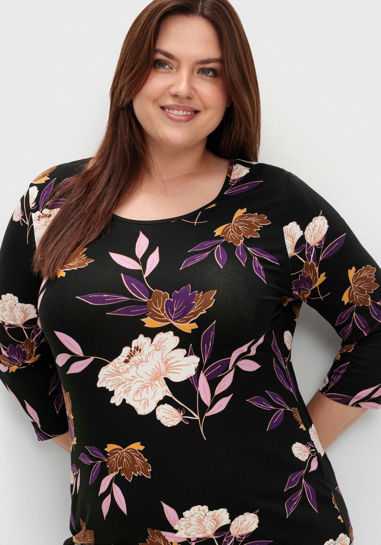 Print-Shirt mit floralem Muster - lila-ocker-bedruckt