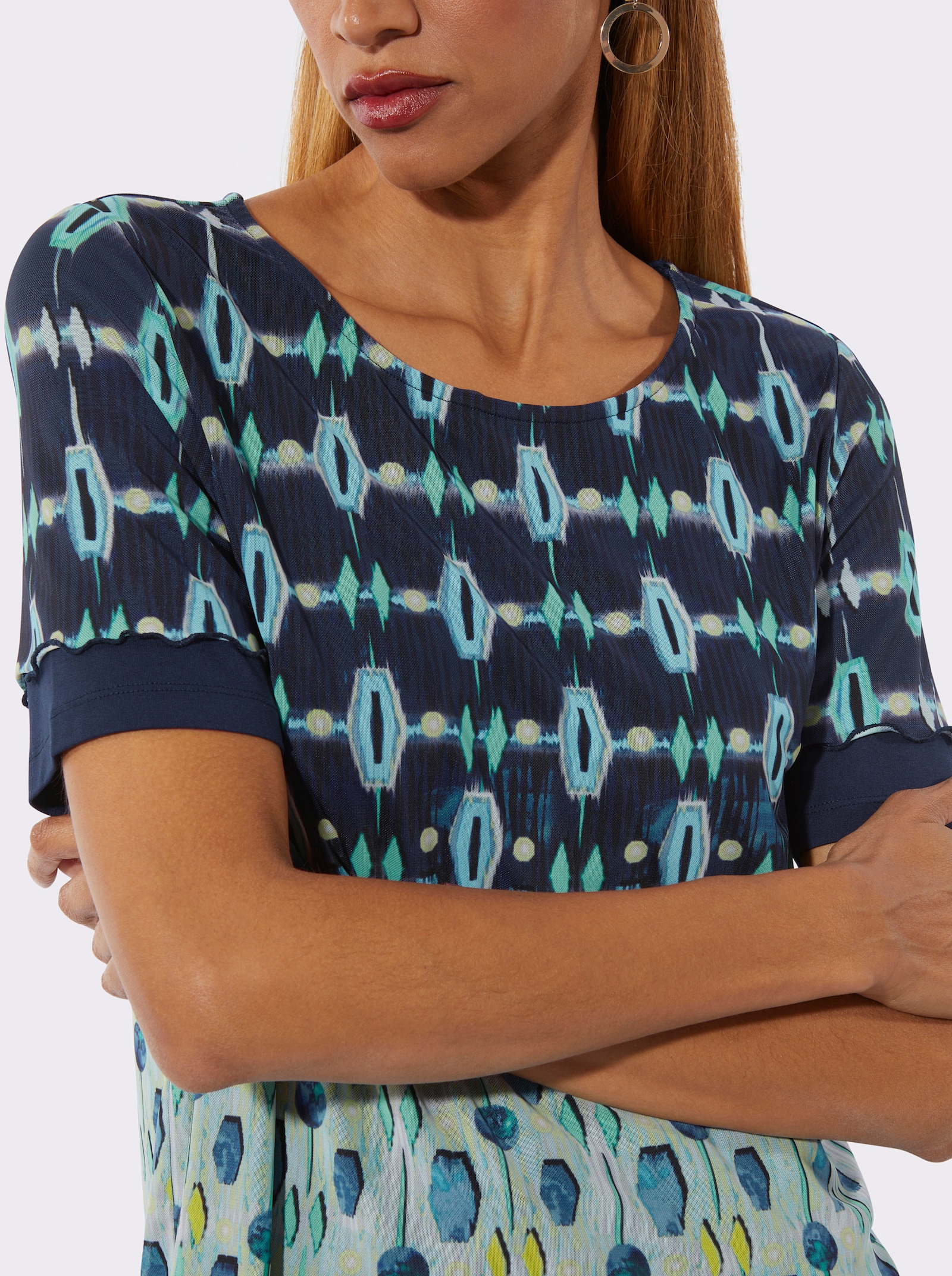 Rundhalsshirt im Lagenlook - marine-hellblau-bedruckt