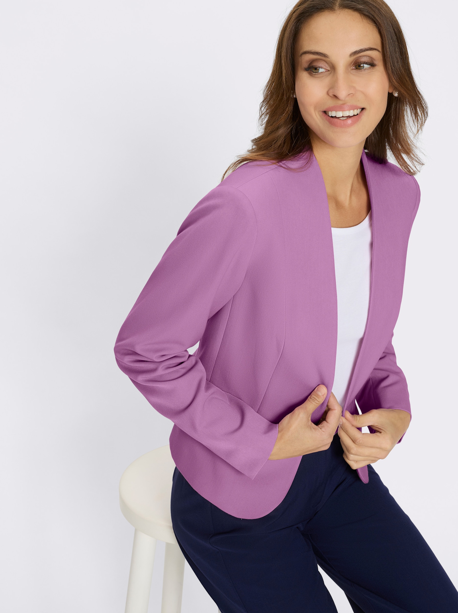 Kurzblazer mit abgerundetem Saum - orchidee