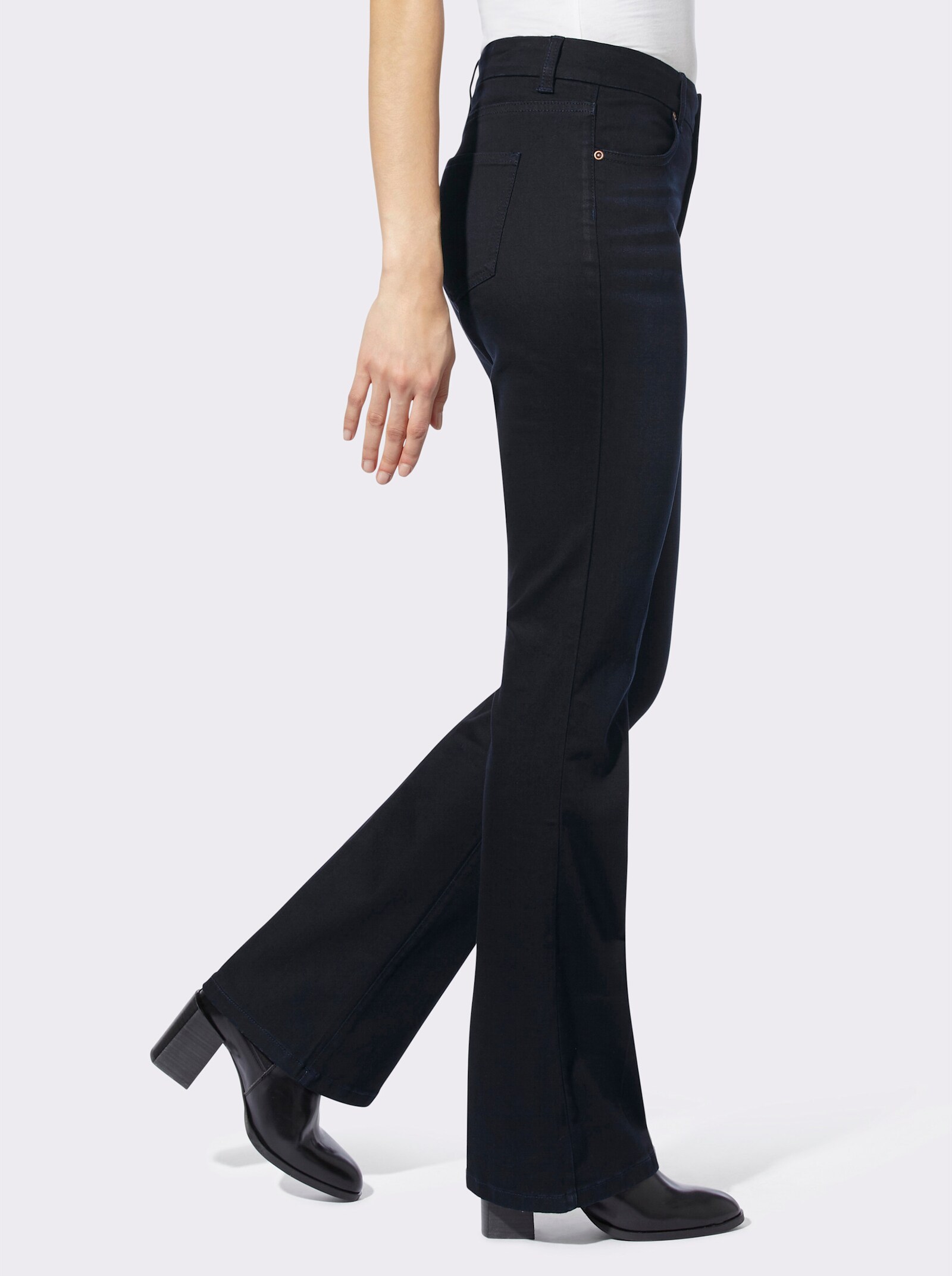 heine Bootcut jeans in subtiele wassing - dark-blue