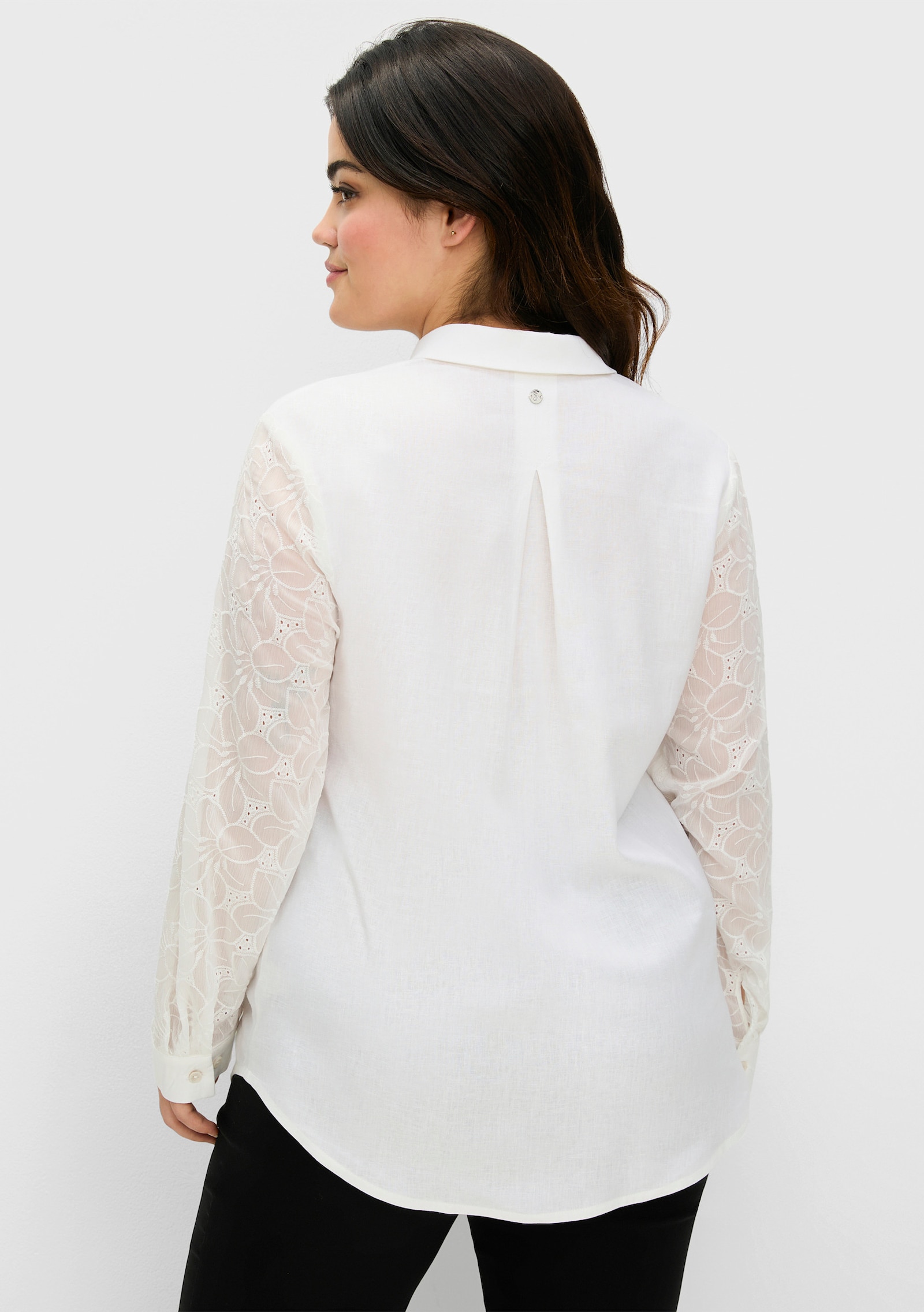 sheego Hemdbluse mit Spitze an den Ärmeln - ecru